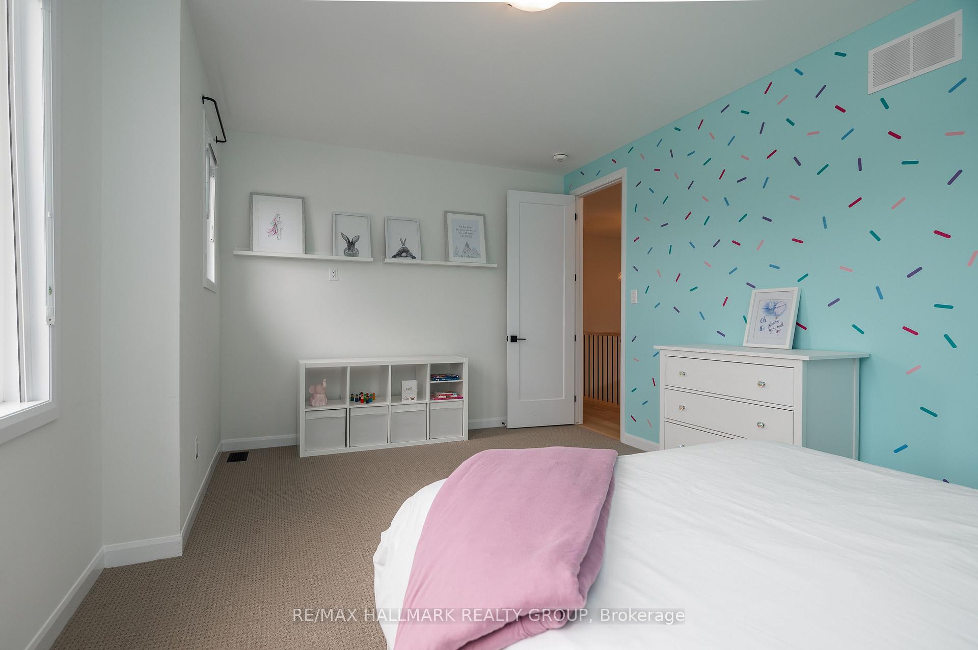 Photo 32 of 31 Jetty Drive, Ottawa, Mahogany Community — HOMEH