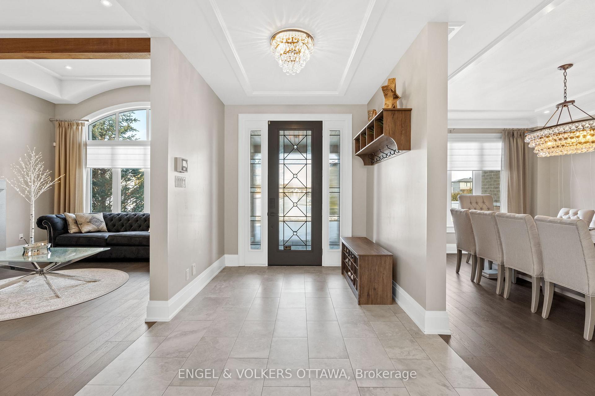 Photo 3 of 110 Gray Willow Place, Ottawa, Manotick Village & Manotick Estates — HOMEH