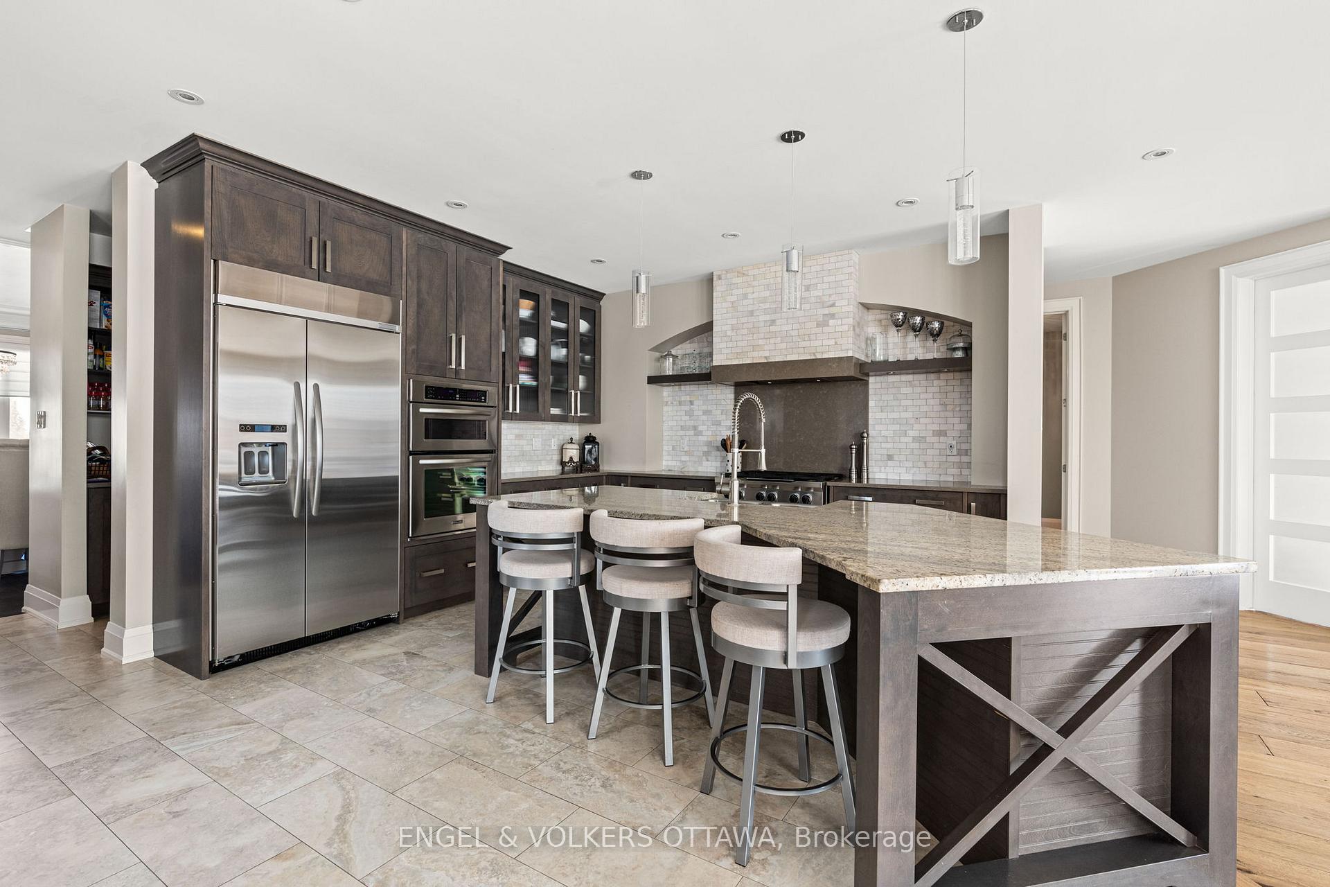 Photo 13 of 110 Gray Willow Place, Ottawa, Manotick Village & Manotick Estates — HOMEH