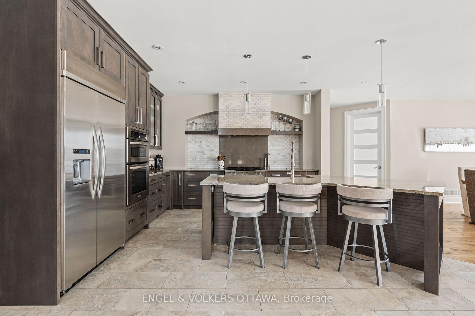 Photo 17 of 110 Gray Willow Place, Ottawa, Manotick Village & Manotick Estates — HOMEH