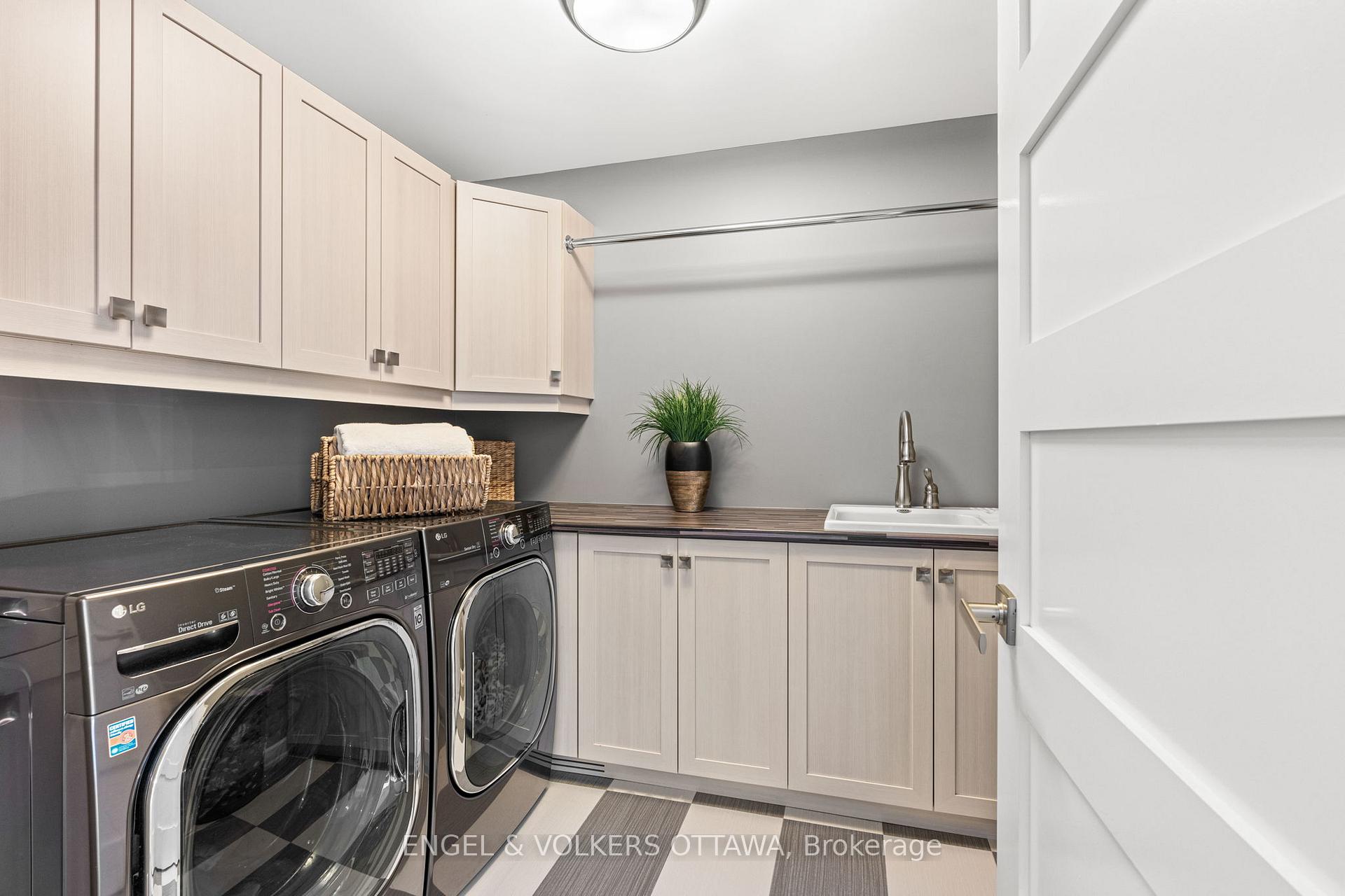 Photo 32 of 110 Gray Willow Place, Ottawa, Manotick Village & Manotick Estates — HOMEH