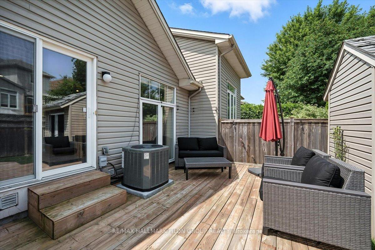 Photo 26 of 27 Saddlesmith Circle, Ottawa, Kanata - Emerald Meadows/Trailwest — HOMEH