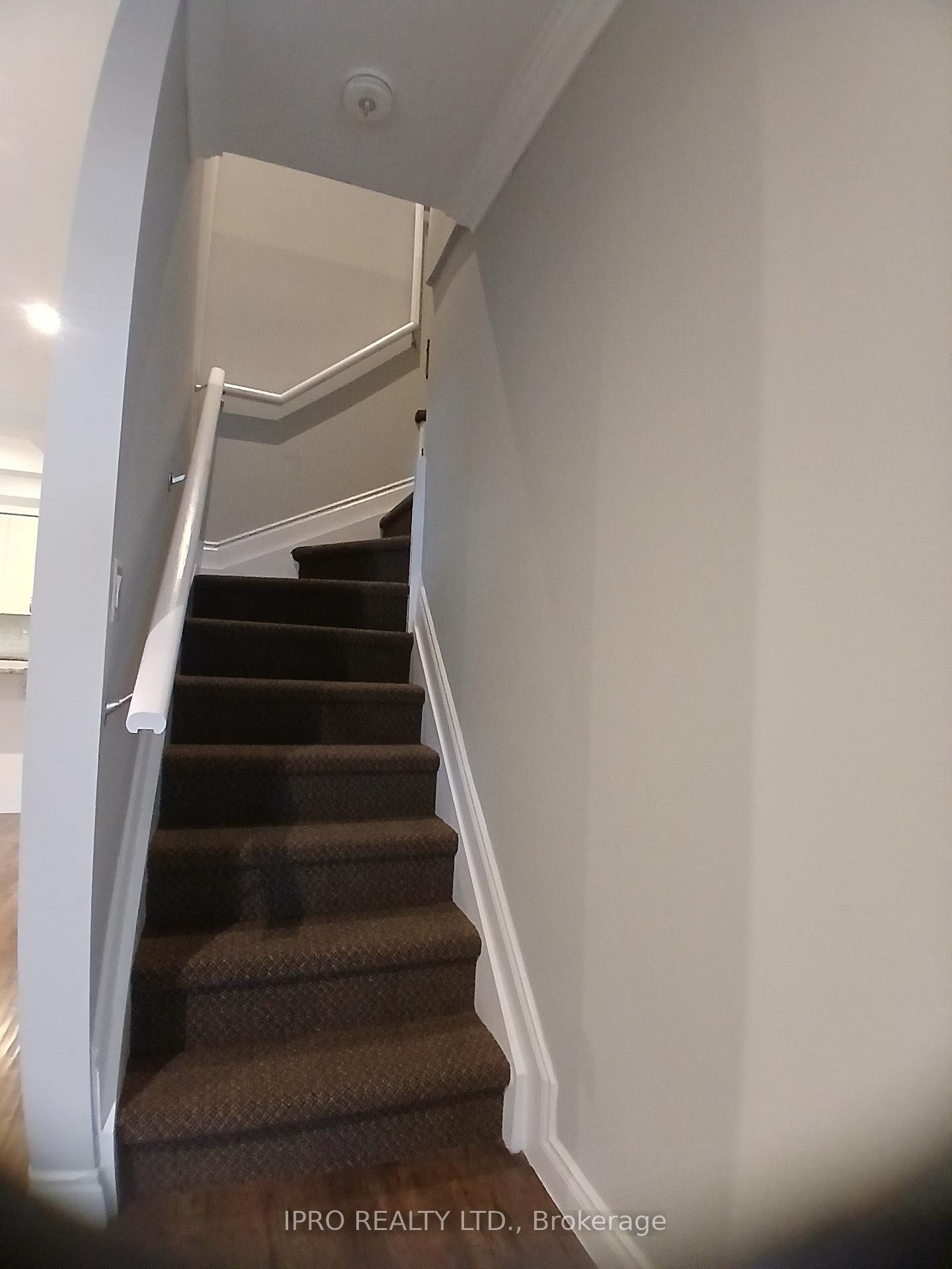 Photo 17 of 49 East 9th Street, Hamilton, Centremount — HOMEH