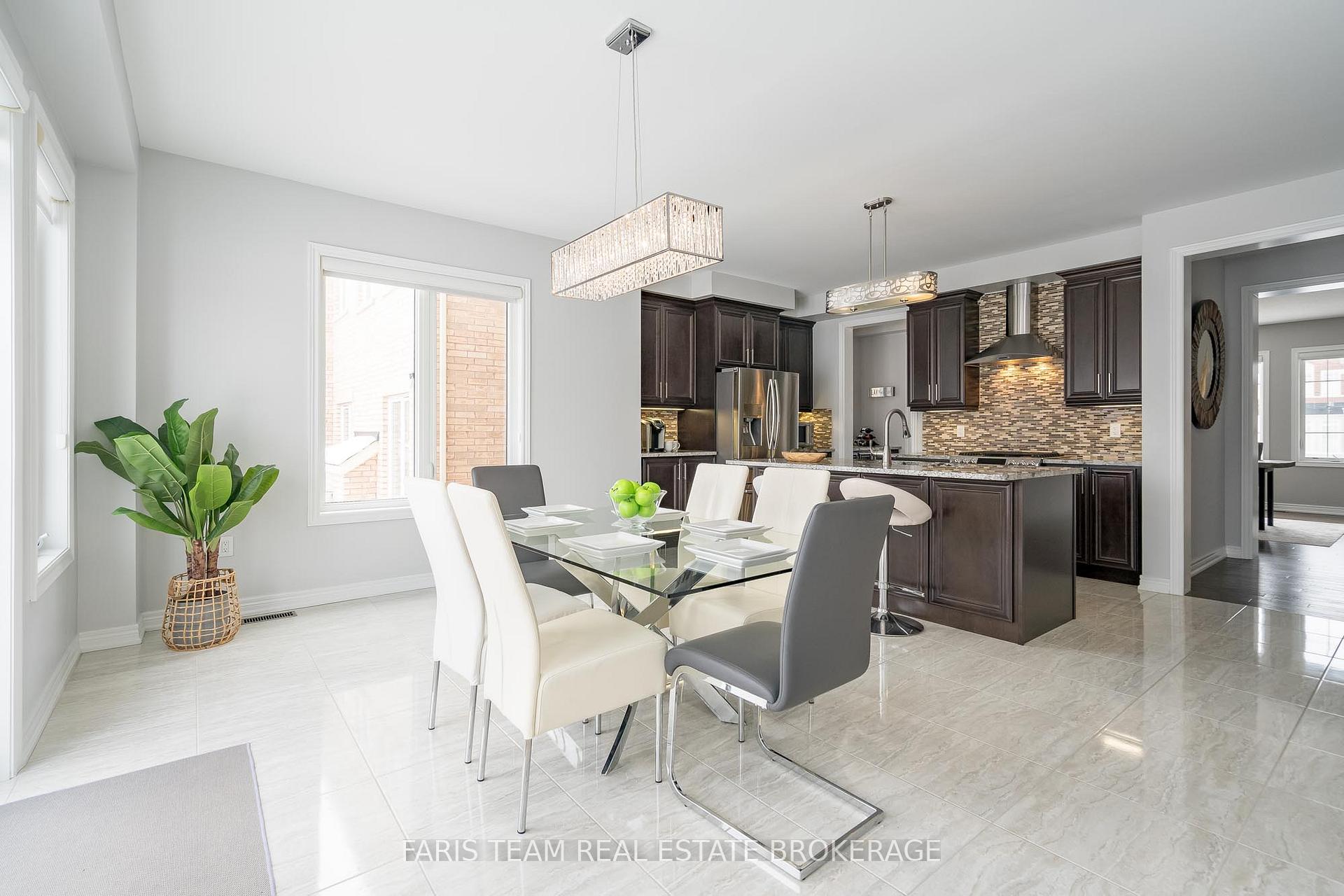 Photo 14 of 72 Heritage Road, Innisfil, Cookstown — HOMEH
