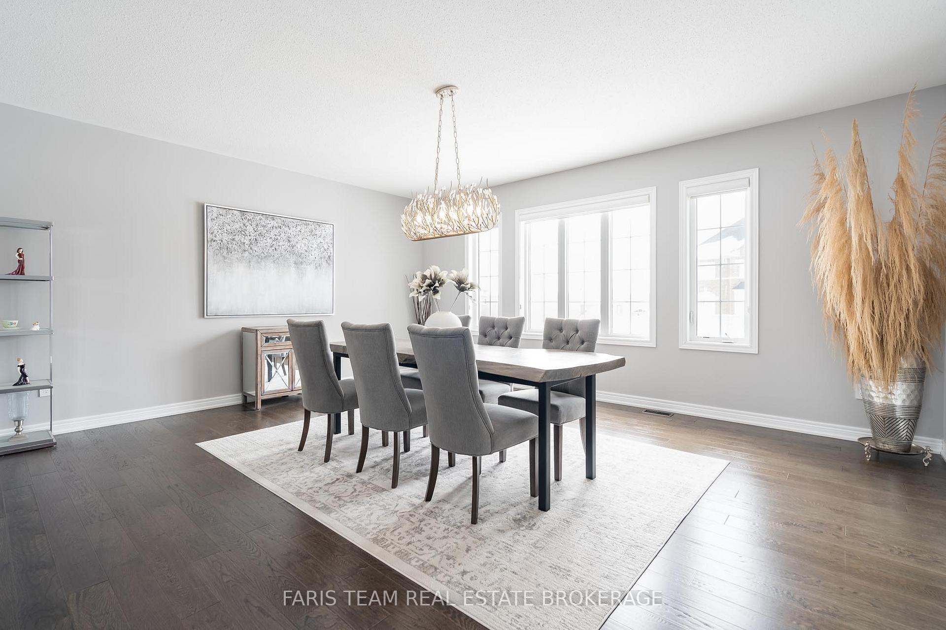 Photo 15 of 72 Heritage Road, Innisfil, Cookstown — HOMEH