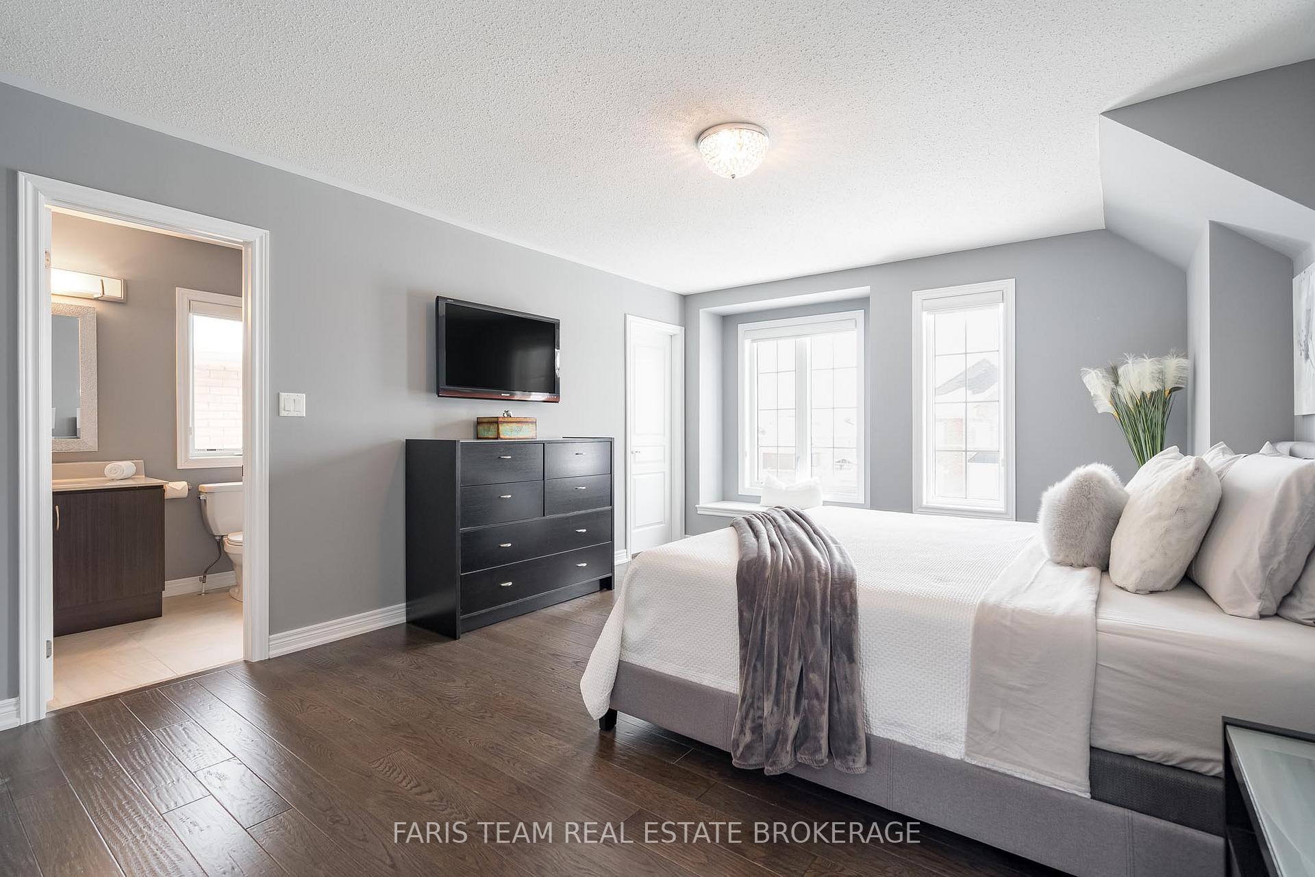 Photo 28 of 72 Heritage Road, Innisfil, Cookstown — HOMEH