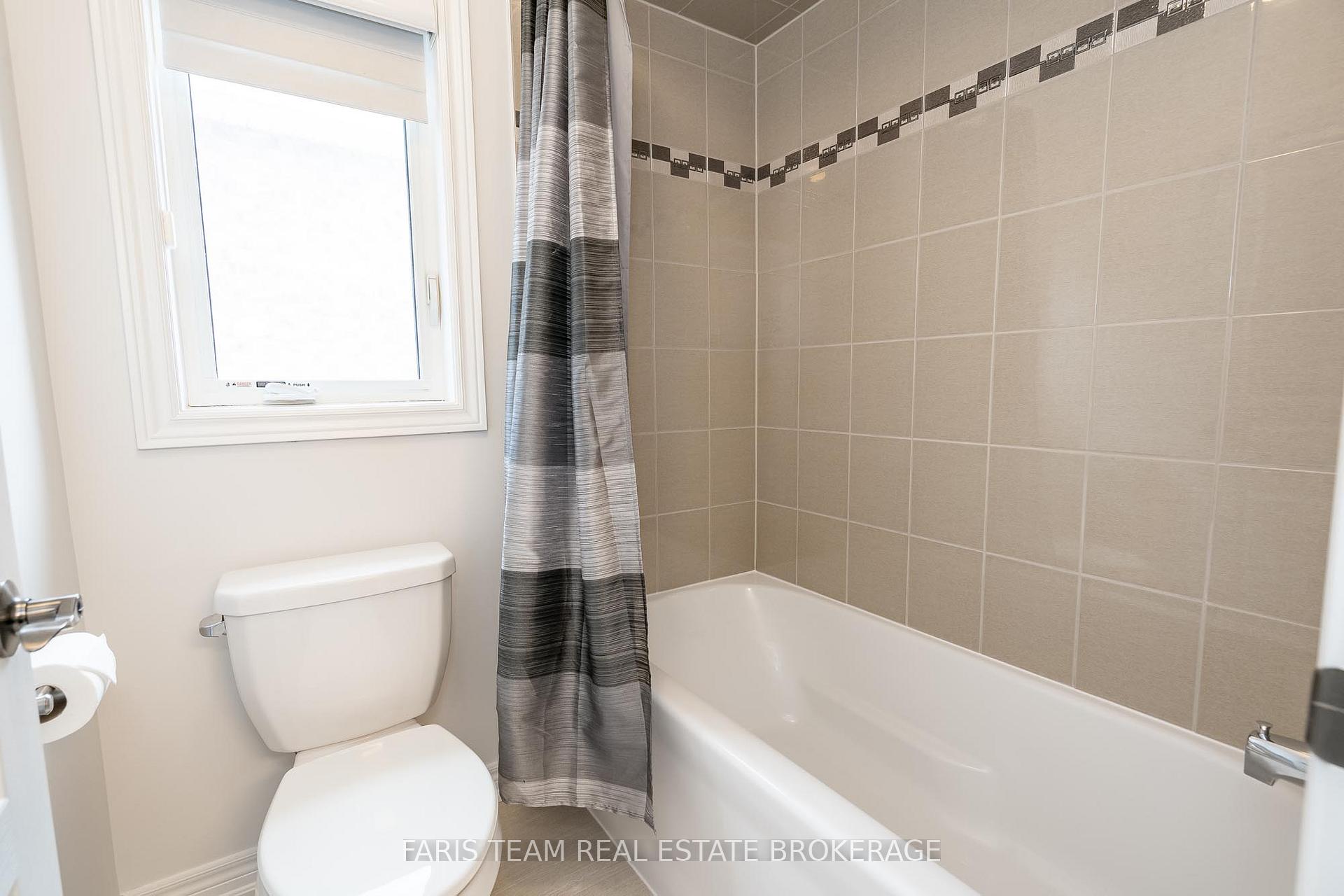 Photo 33 of 72 Heritage Road, Innisfil, Cookstown — HOMEH
