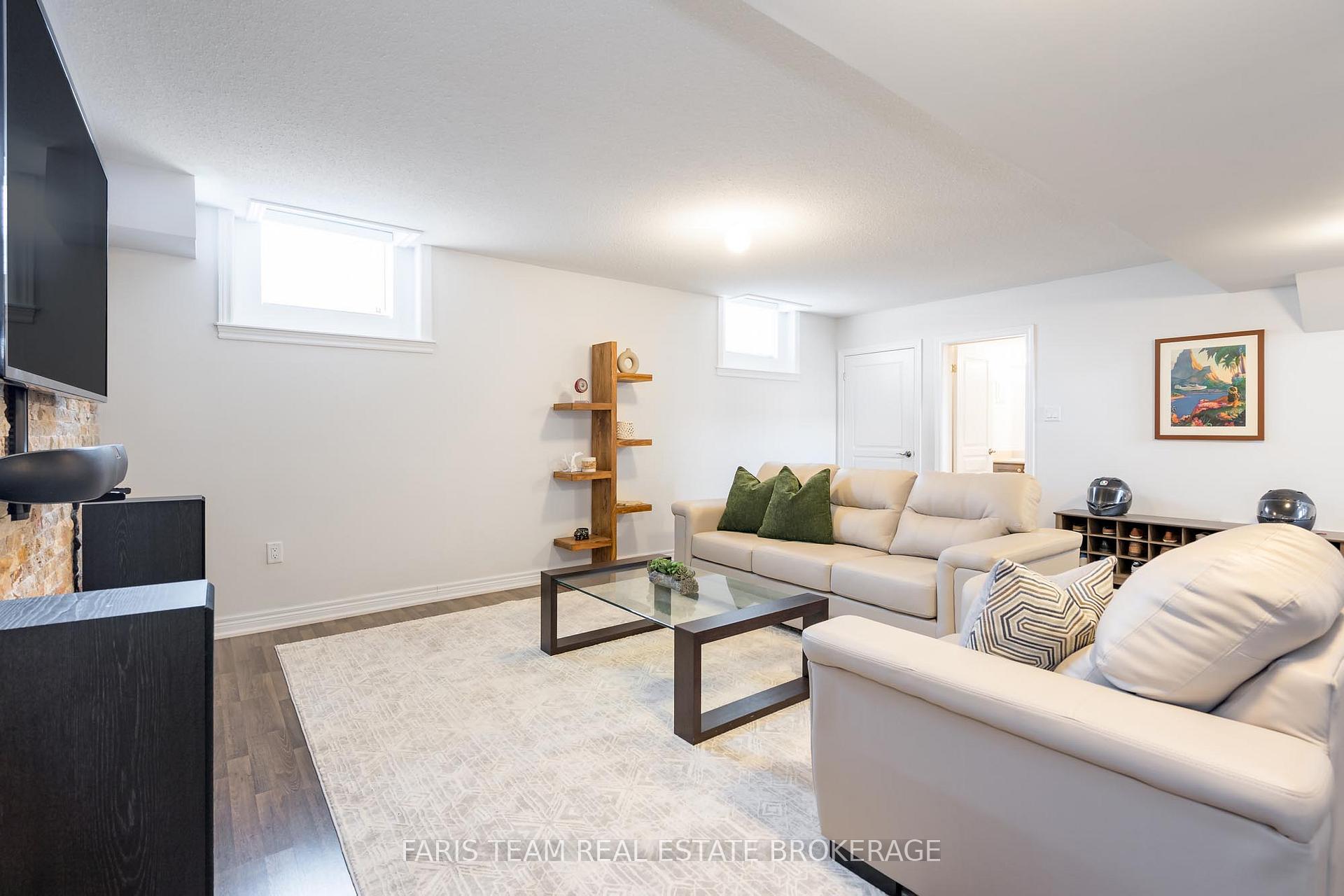 Photo 35 of 72 Heritage Road, Innisfil, Cookstown — HOMEH