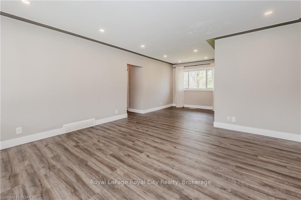 Photo 7 of Unit UPPER, 65 Village Road, Kitchener — HOMEH