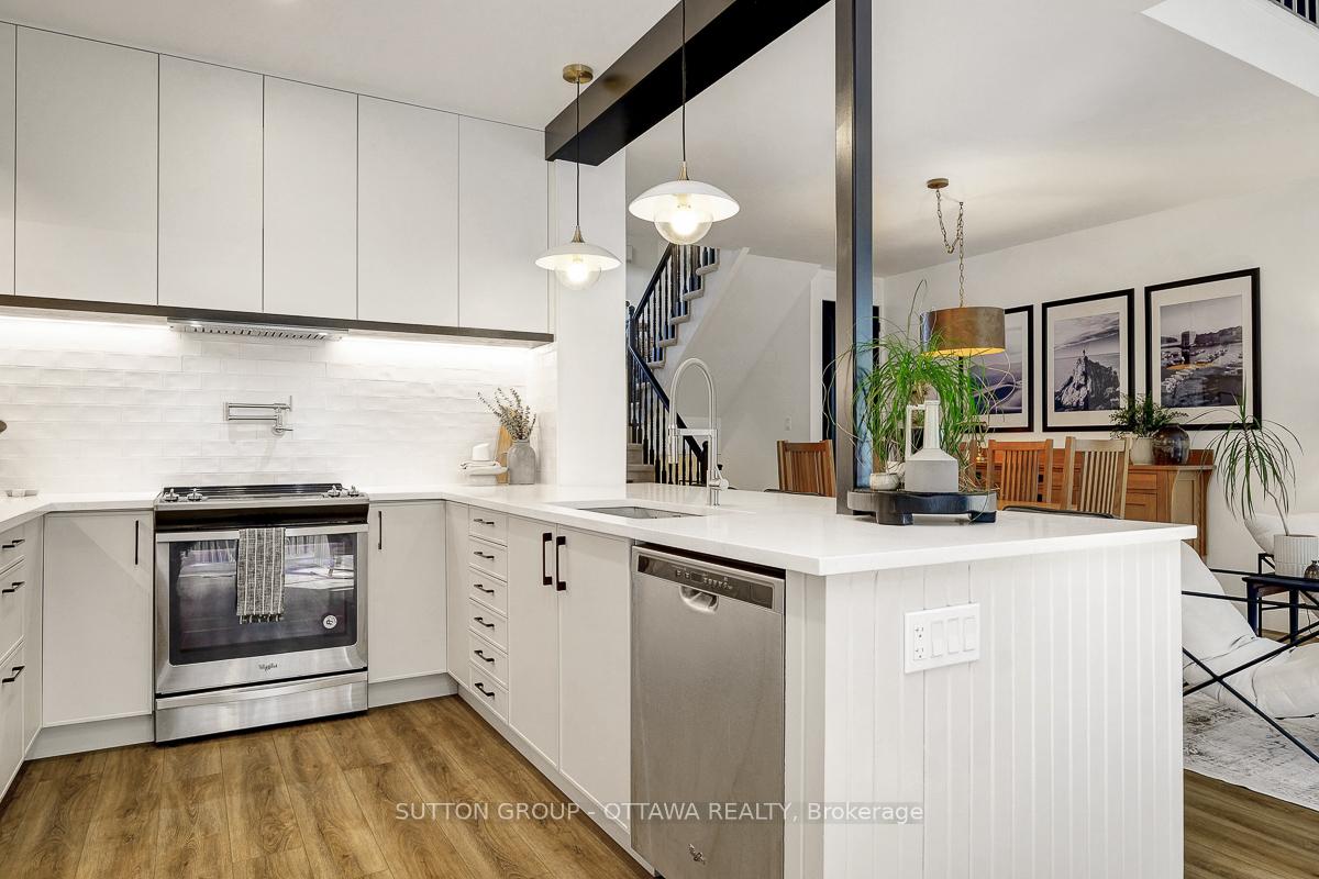 Photo 20 of 59 Village Walk Private, Ottawa, Manotick Village & Manotick Estates — HOMEH