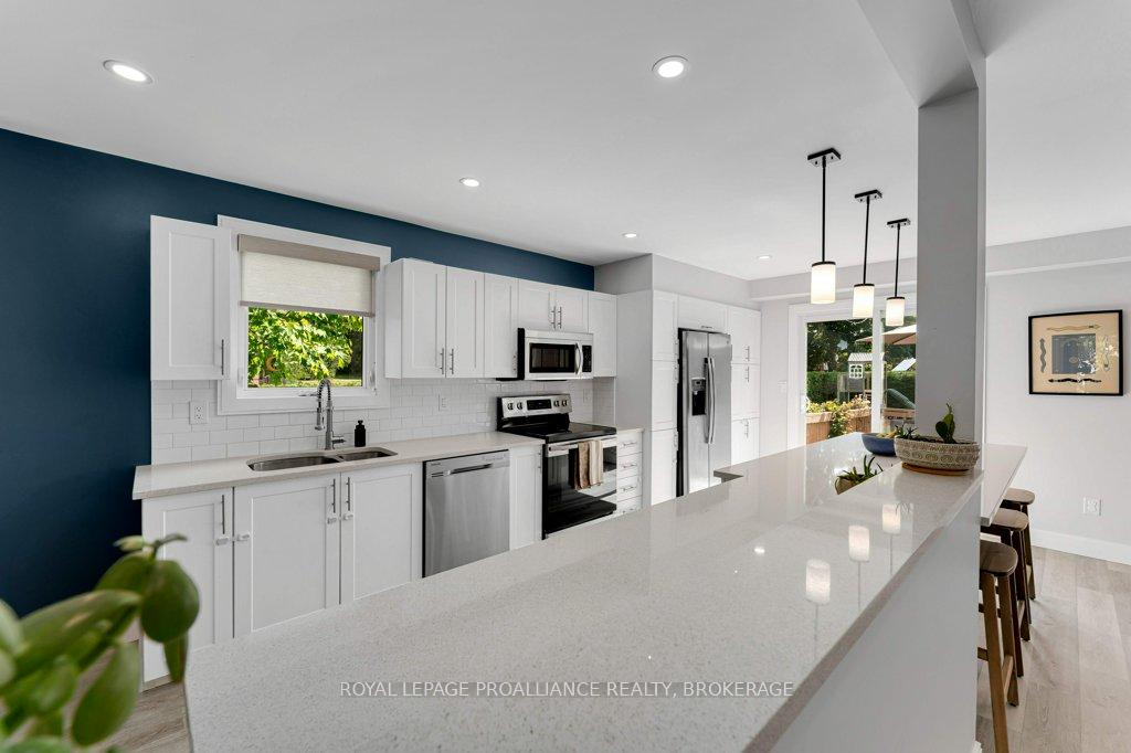Photo 13 of 4 Glenaire Mews, Kingston, West of Sir John A. Blvd — HOMEH