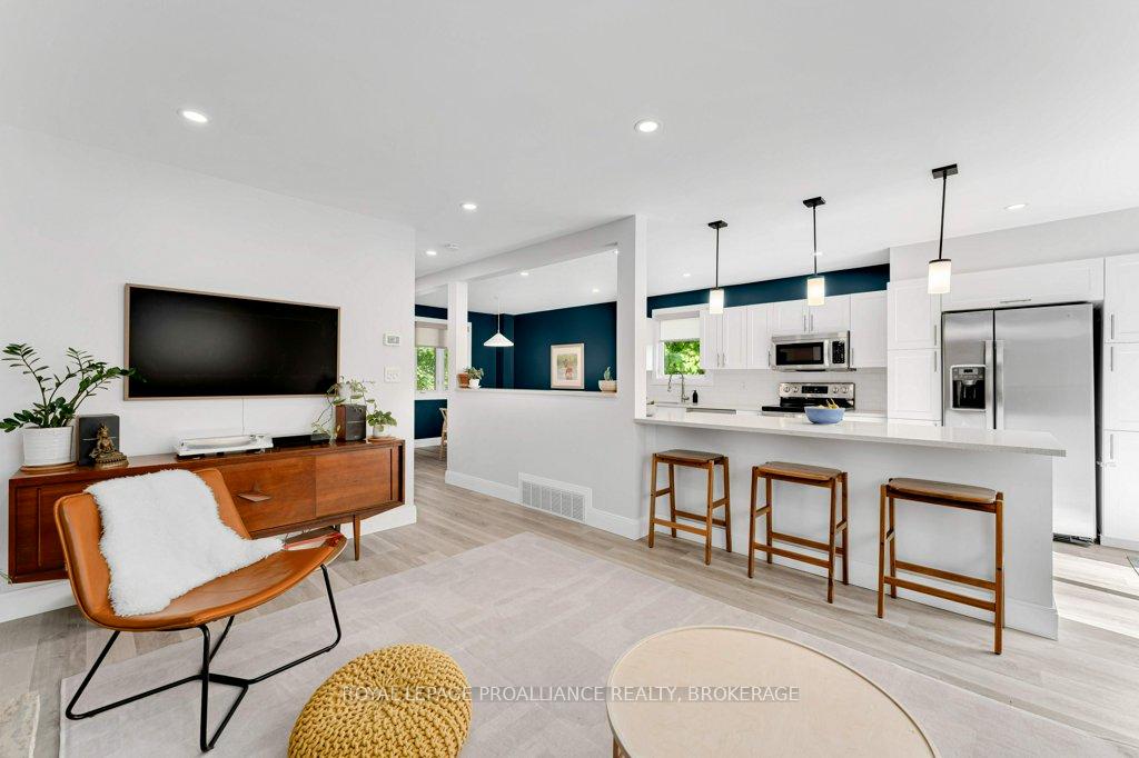 Photo 14 of 4 Glenaire Mews, Kingston, West of Sir John A. Blvd — HOMEH