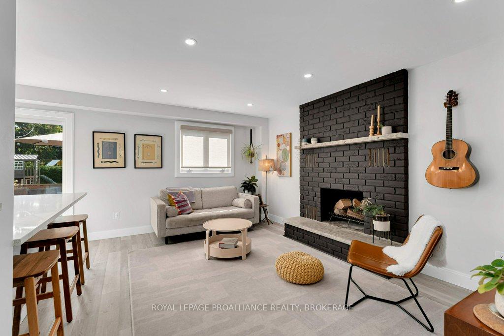 Photo 16 of 4 Glenaire Mews, Kingston, West of Sir John A. Blvd — HOMEH