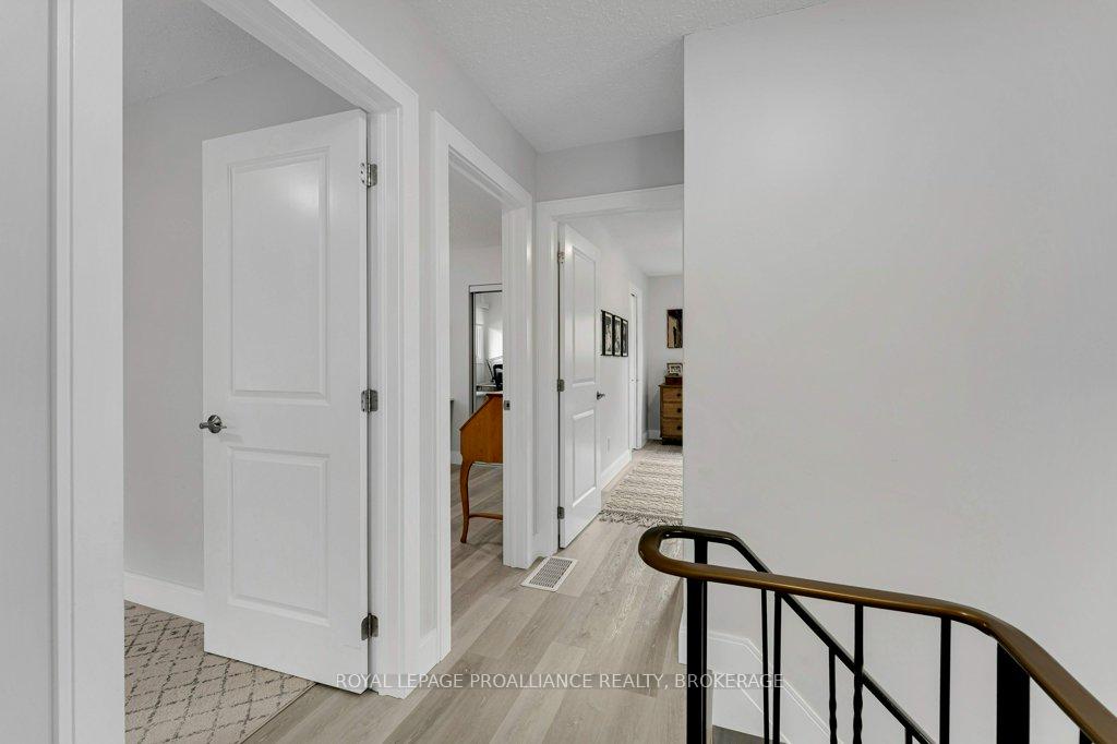 Photo 20 of 4 Glenaire Mews, Kingston, West of Sir John A. Blvd — HOMEH
