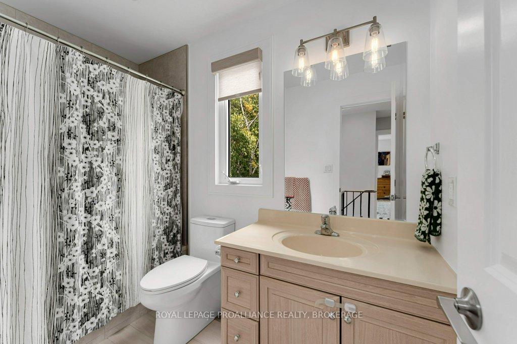 Photo 21 of 4 Glenaire Mews, Kingston, West of Sir John A. Blvd — HOMEH