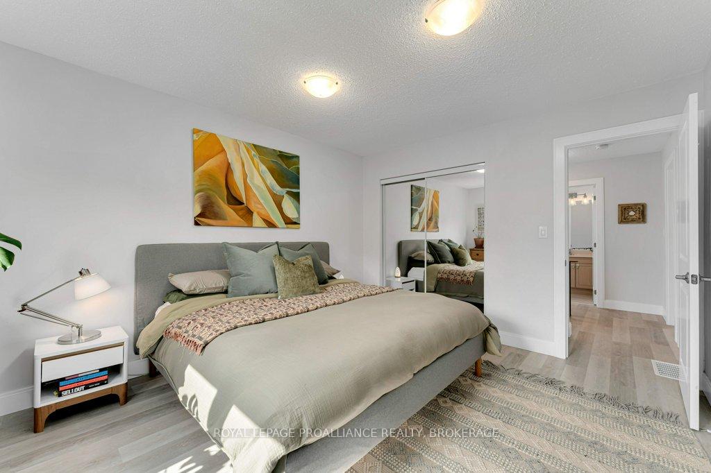 Photo 23 of 4 Glenaire Mews, Kingston, West of Sir John A. Blvd — HOMEH