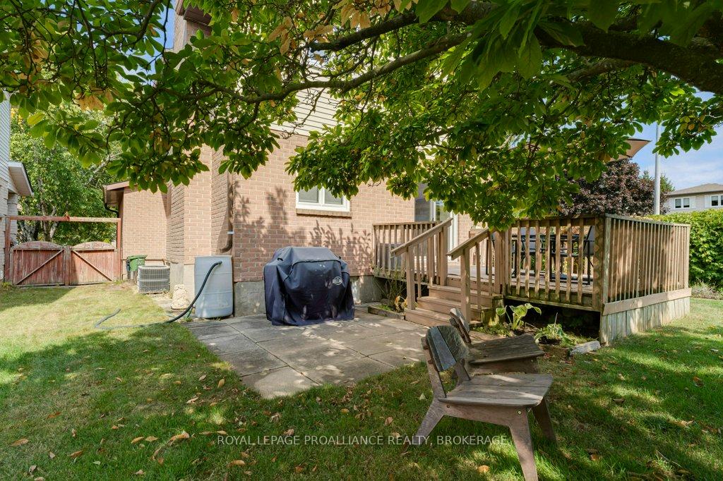 Photo 44 of 4 Glenaire Mews, Kingston, West of Sir John A. Blvd — HOMEH