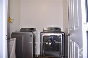Photo 15 of 217 Losino Crescent, Ottawa, Kanata - Emerald Meadows/Trailwest — HOMEH