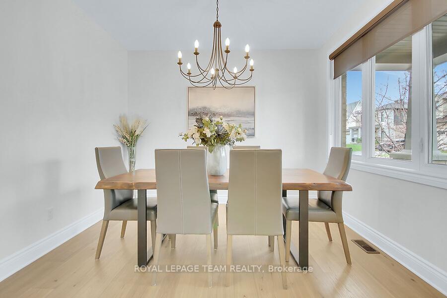 Photo 5 of 518 Chriscraft Way, Ottawa, Mahogany Community — HOMEH