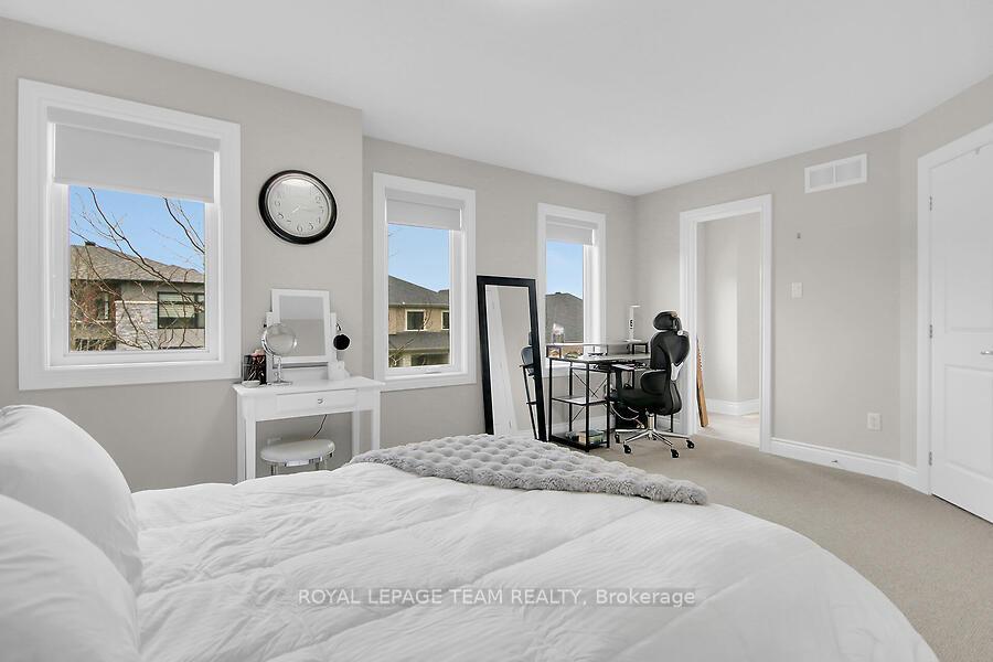 Photo 25 of 518 Chriscraft Way, Ottawa, Mahogany Community — HOMEH