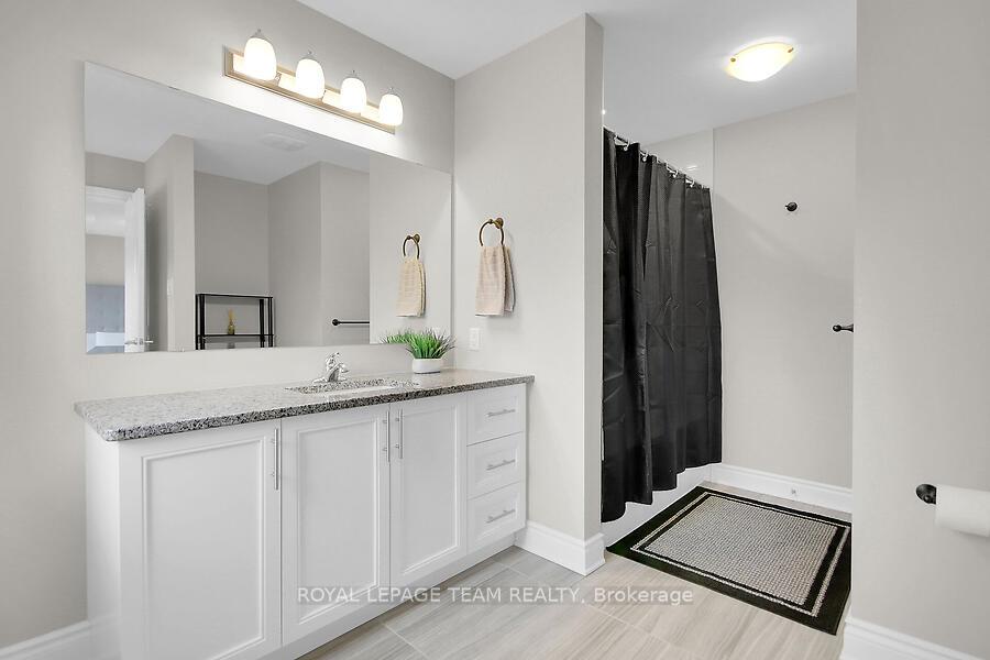 Photo 26 of 518 Chriscraft Way, Ottawa, Mahogany Community — HOMEH