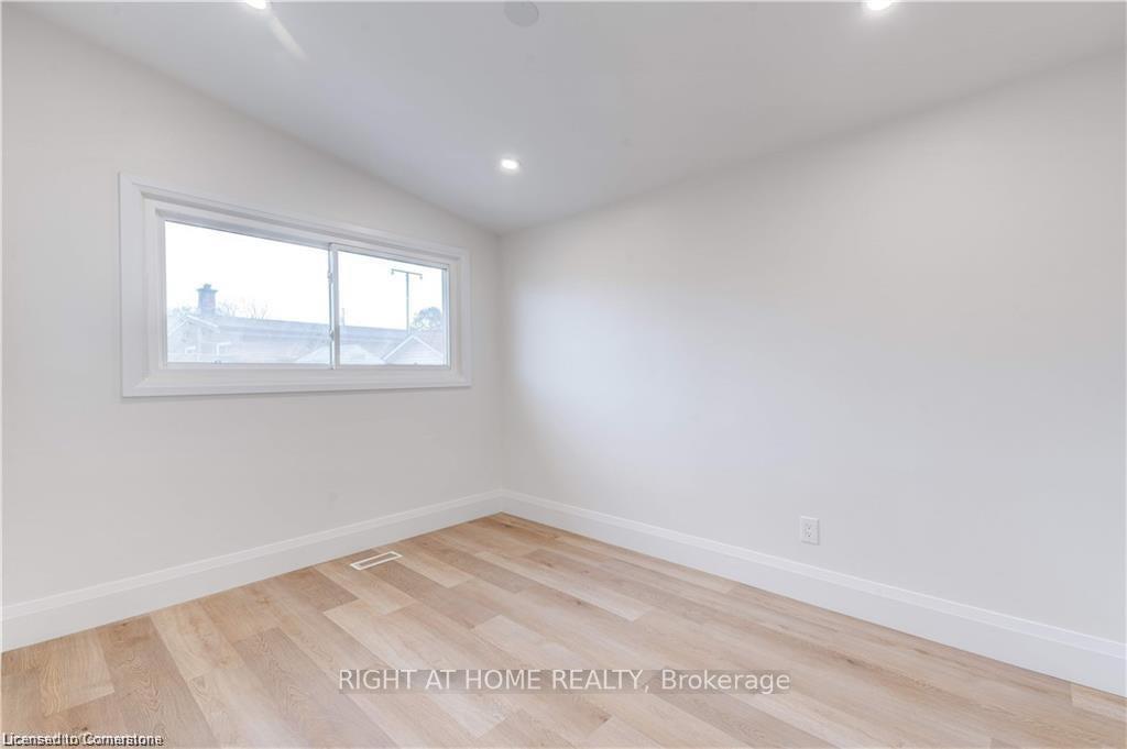 Photo 10 of 67 Sunrise Drive, Hamilton, Corman — HOMEH