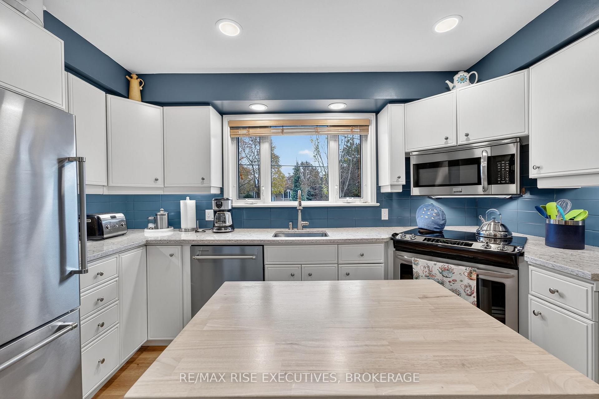 Photo 8 of 990 Woodbine Road, Kingston, North of Taylor-Kidd Blvd — HOMEH