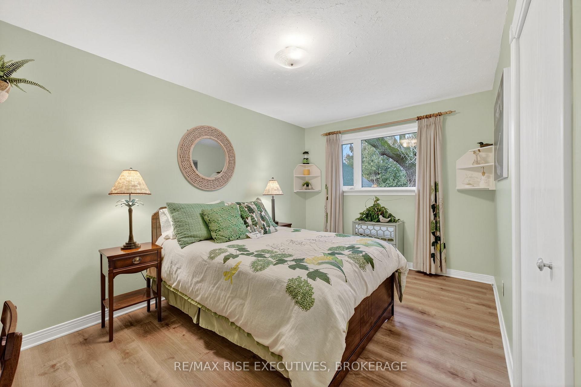 Photo 13 of 990 Woodbine Road, Kingston, North of Taylor-Kidd Blvd — HOMEH