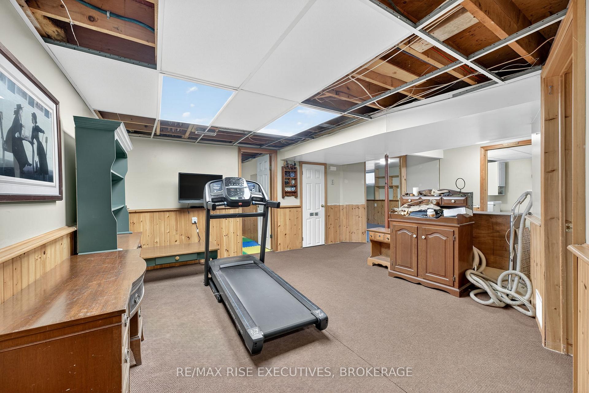 Photo 15 of 990 Woodbine Road, Kingston, North of Taylor-Kidd Blvd — HOMEH
