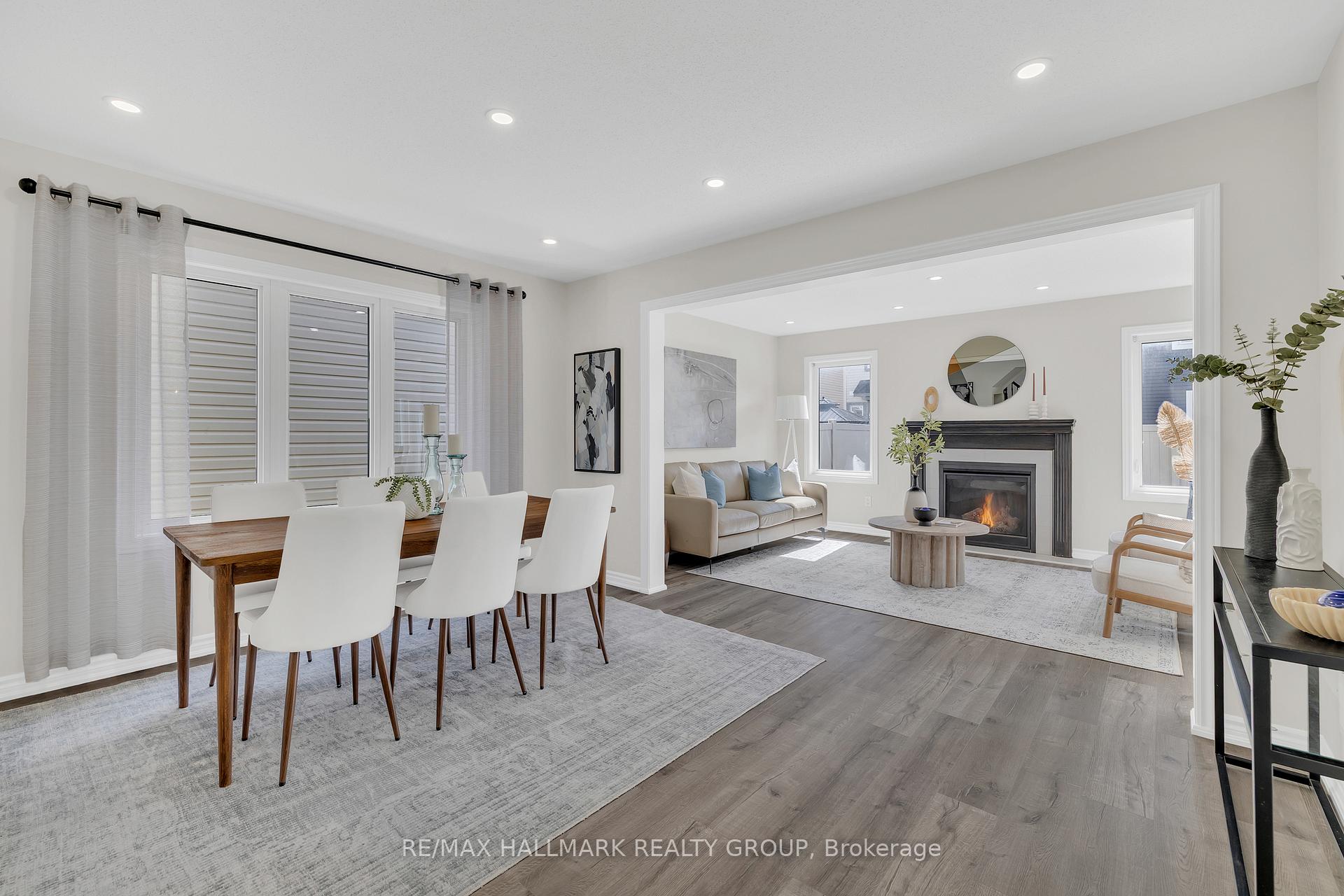 Photo 5 of 130 Cranesbill Road, Ottawa, Kanata - Emerald Meadows/Trailwest — HOMEH