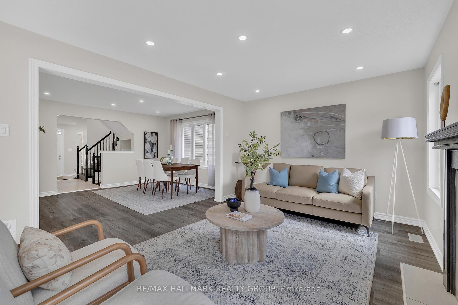 Photo 10 of 130 Cranesbill Road, Ottawa, Kanata - Emerald Meadows/Trailwest — HOMEH