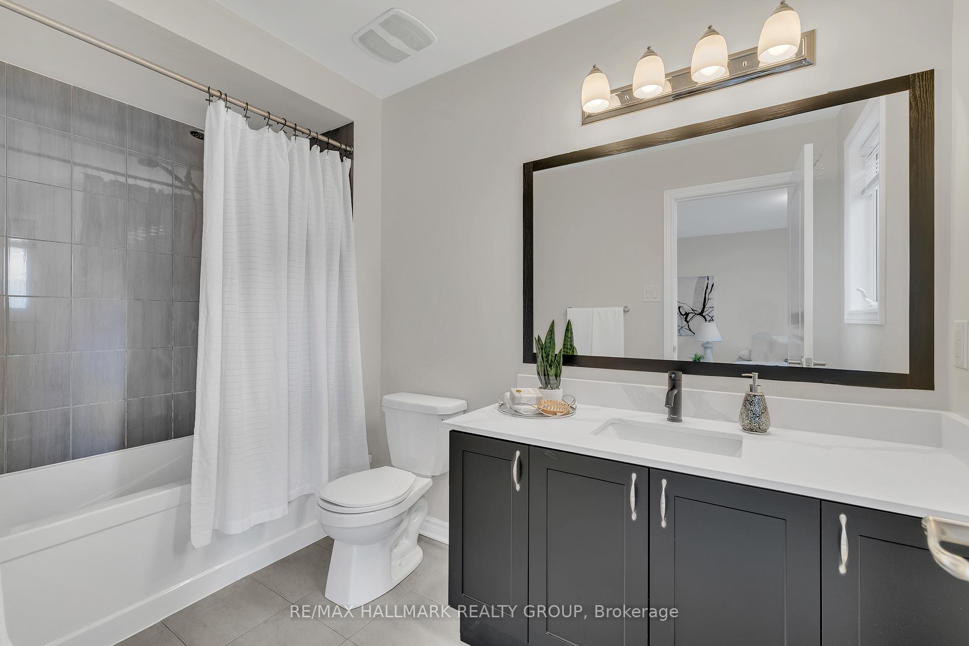 Photo 23 of 130 Cranesbill Road, Ottawa, Kanata - Emerald Meadows/Trailwest — HOMEH