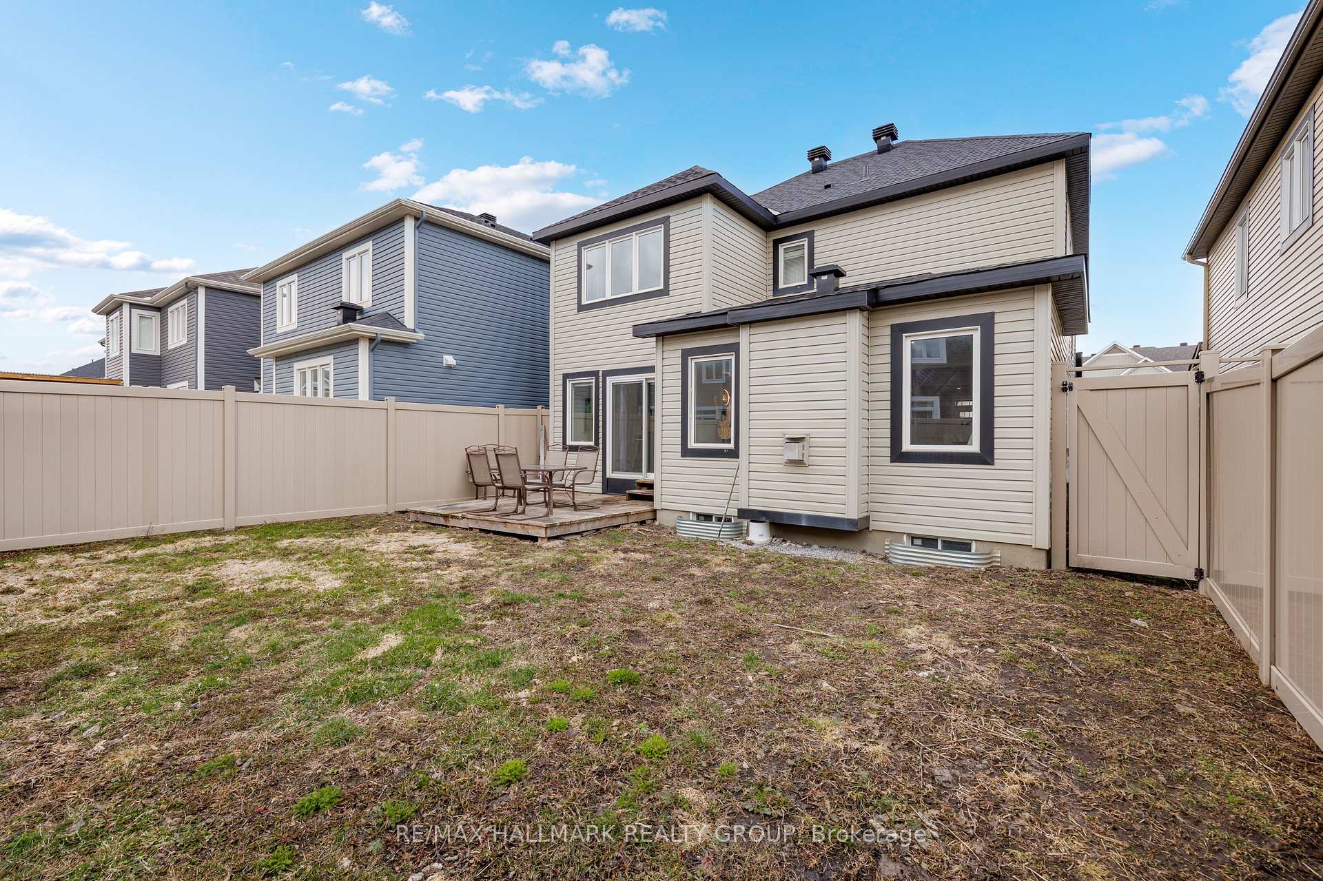 Photo 31 of 130 Cranesbill Road, Ottawa, Kanata - Emerald Meadows/Trailwest — HOMEH