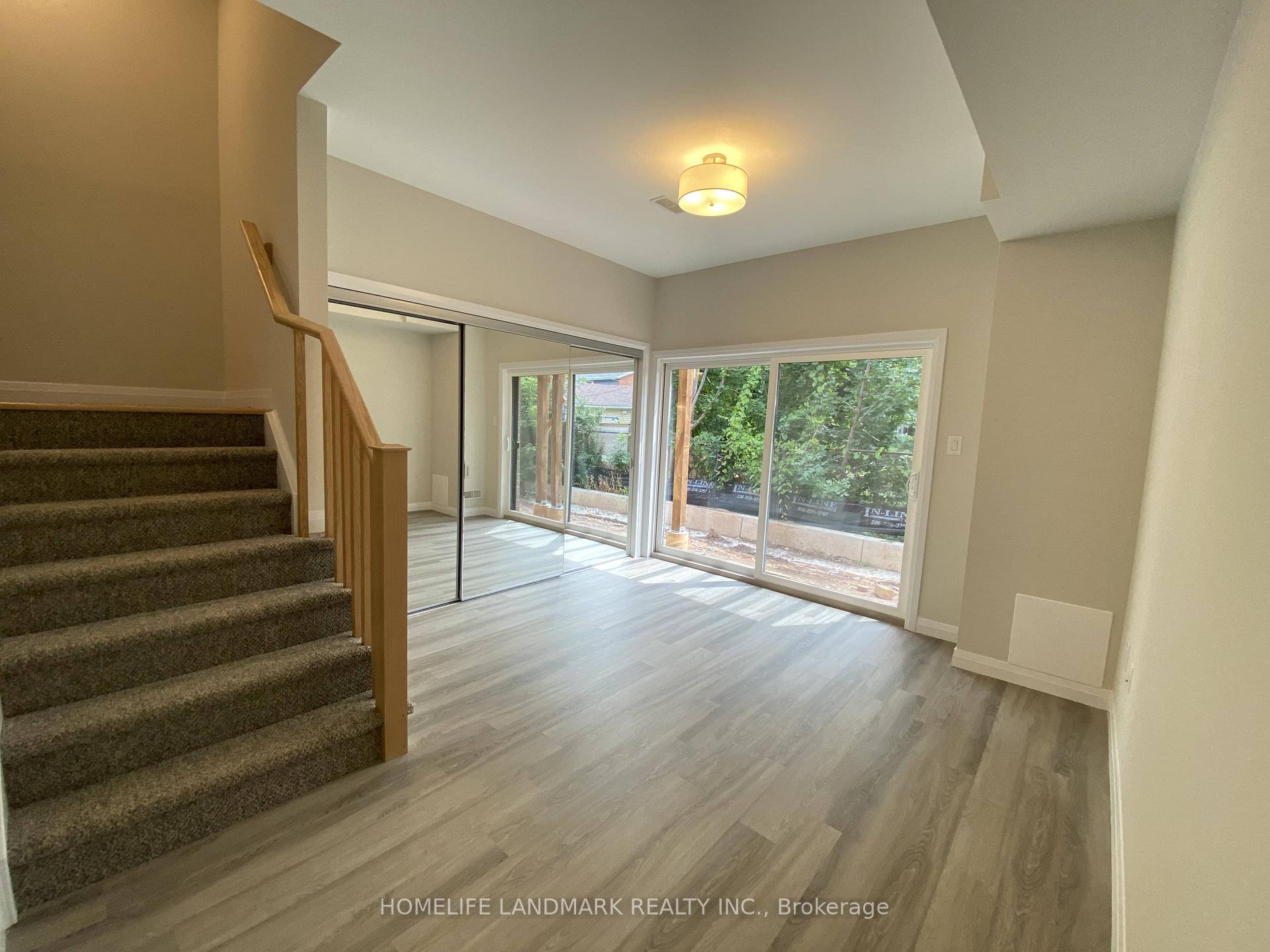 Photo 2 of 270 Melvin Avenue, Hamilton, McQuesten — HOMEH