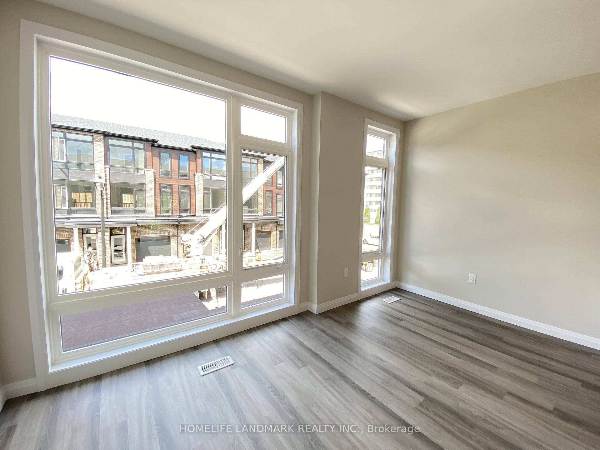 Photo 8 of 270 Melvin Avenue, Hamilton, McQuesten — HOMEH