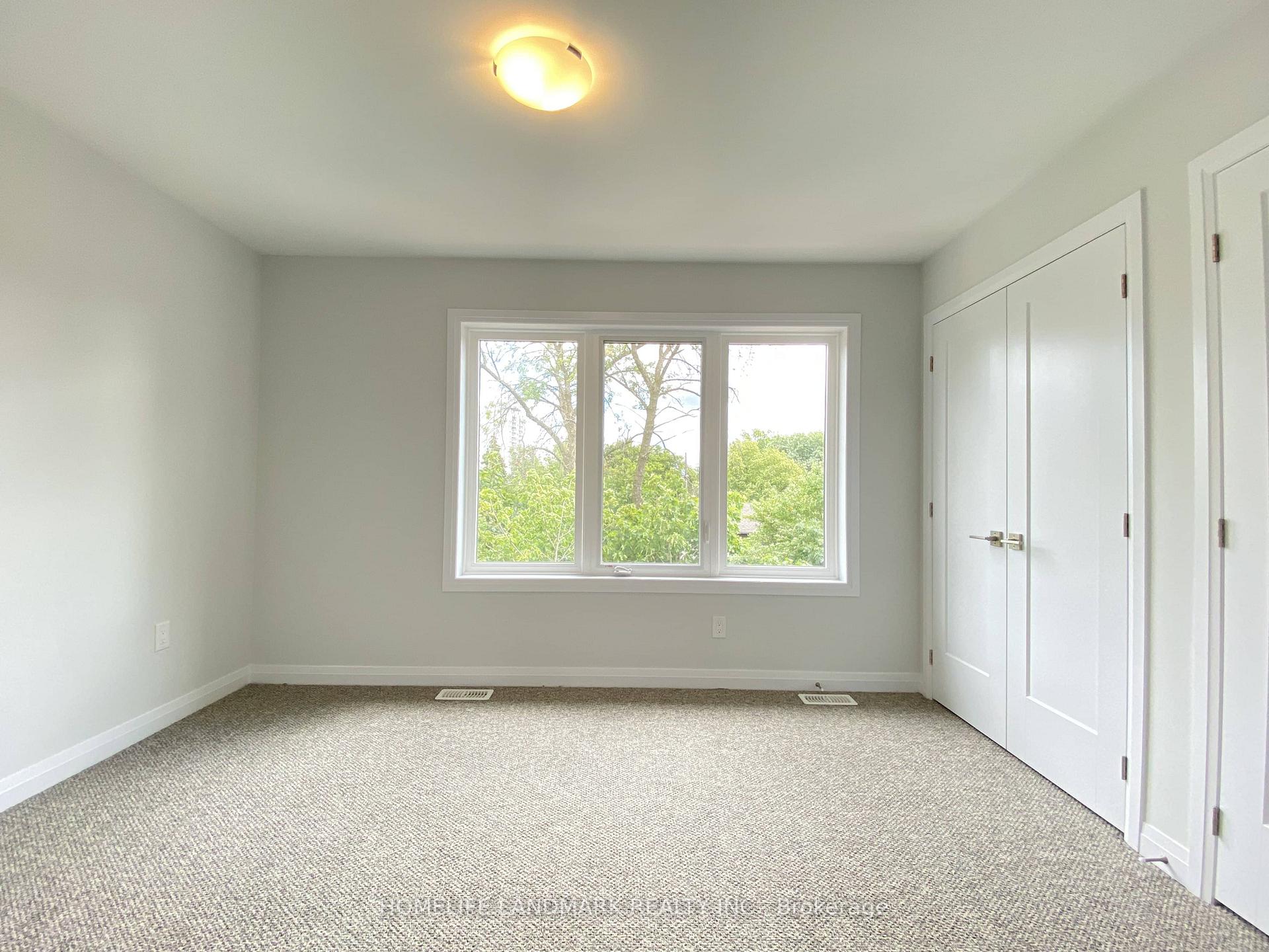 Photo 11 of 270 Melvin Avenue, Hamilton, McQuesten — HOMEH