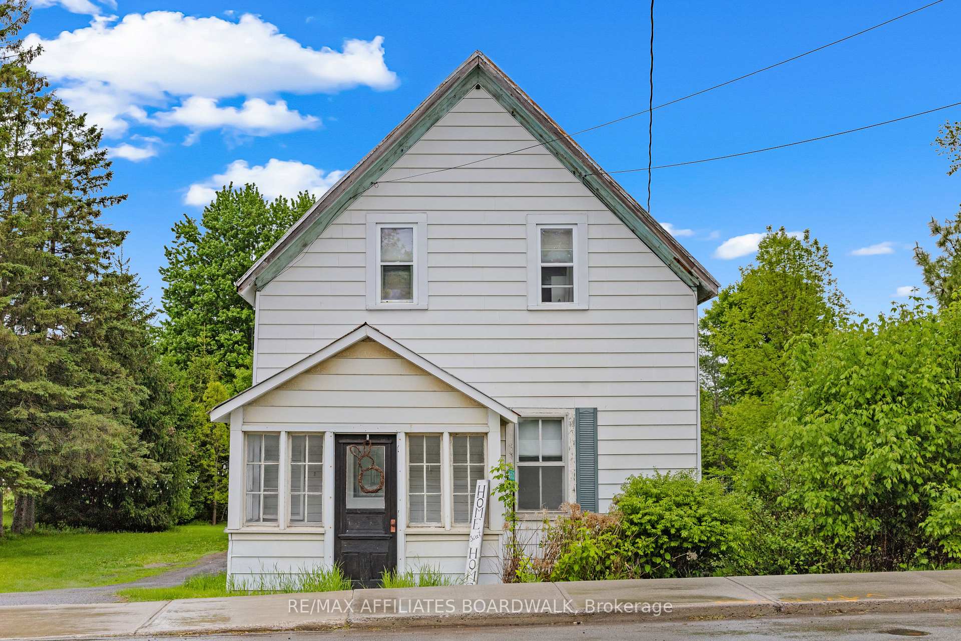Photo 2 of 6631 Fourth Line Road, Ottawa, North Gower — HOMEH