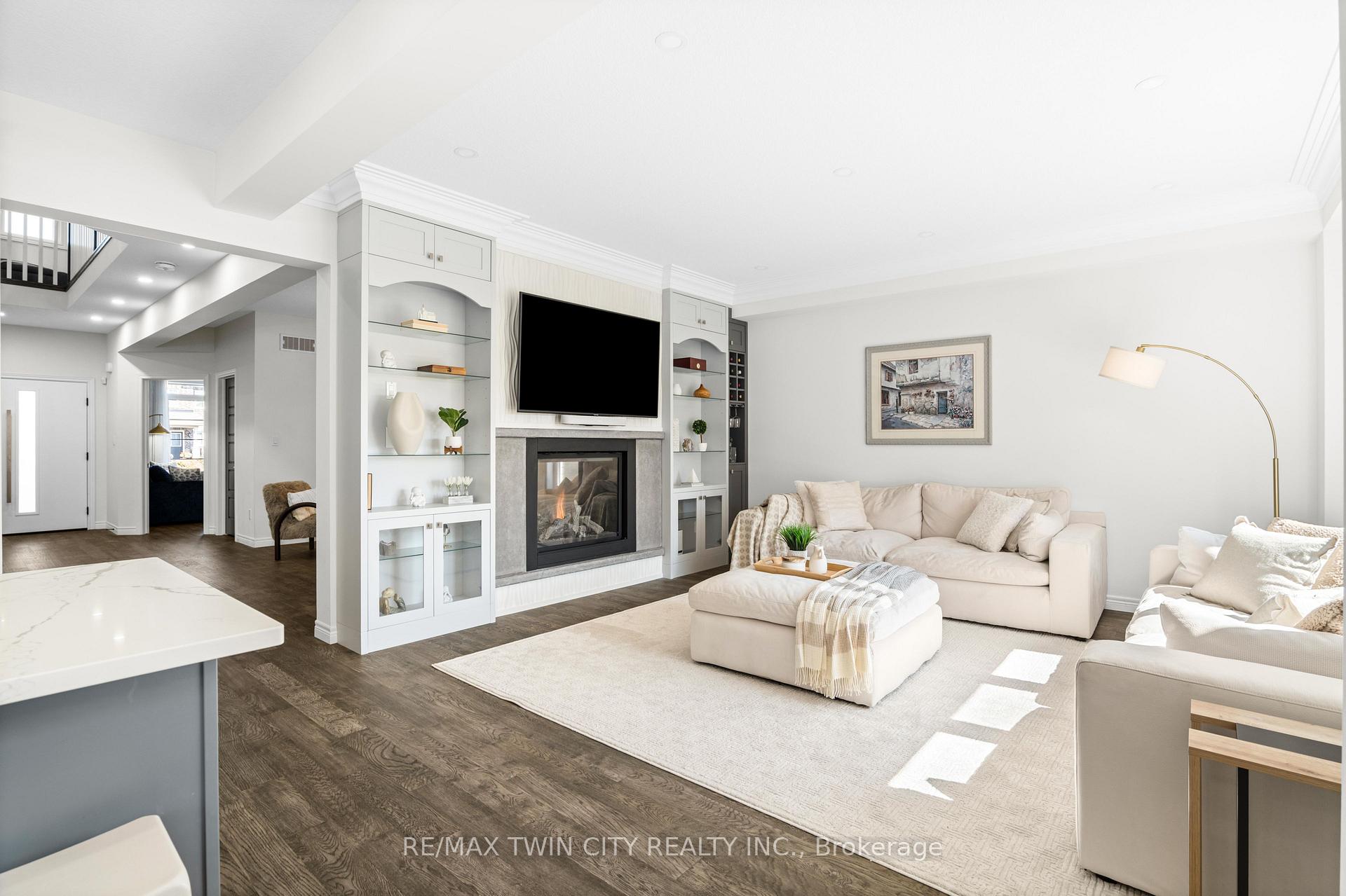 Photo 6 of 297 Blair Creek Drive, Kitchener — HOMEH