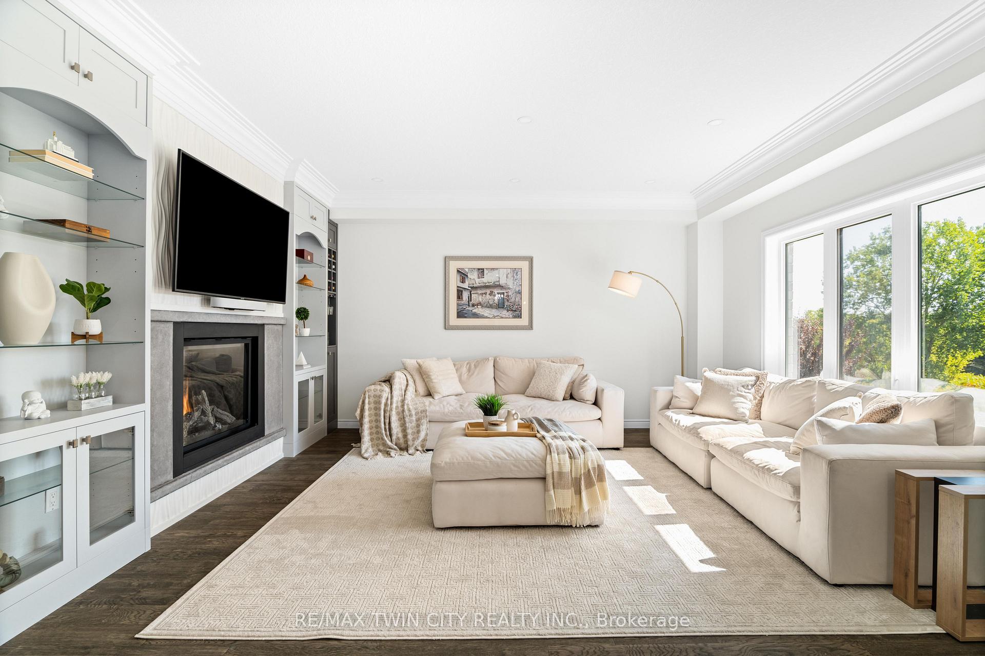 Photo 7 of 297 Blair Creek Drive, Kitchener — HOMEH