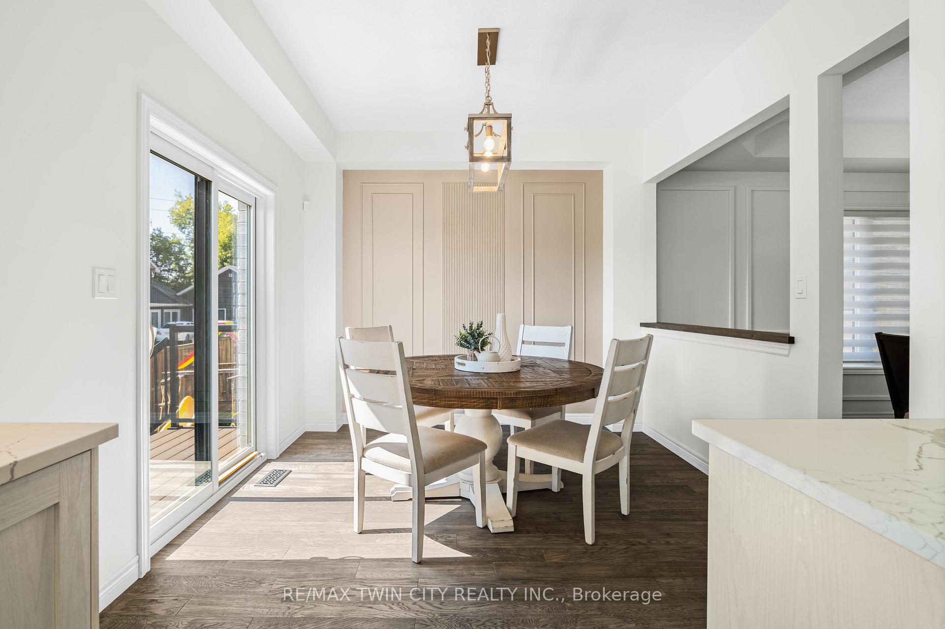 Photo 21 of 297 Blair Creek Drive, Kitchener — HOMEH