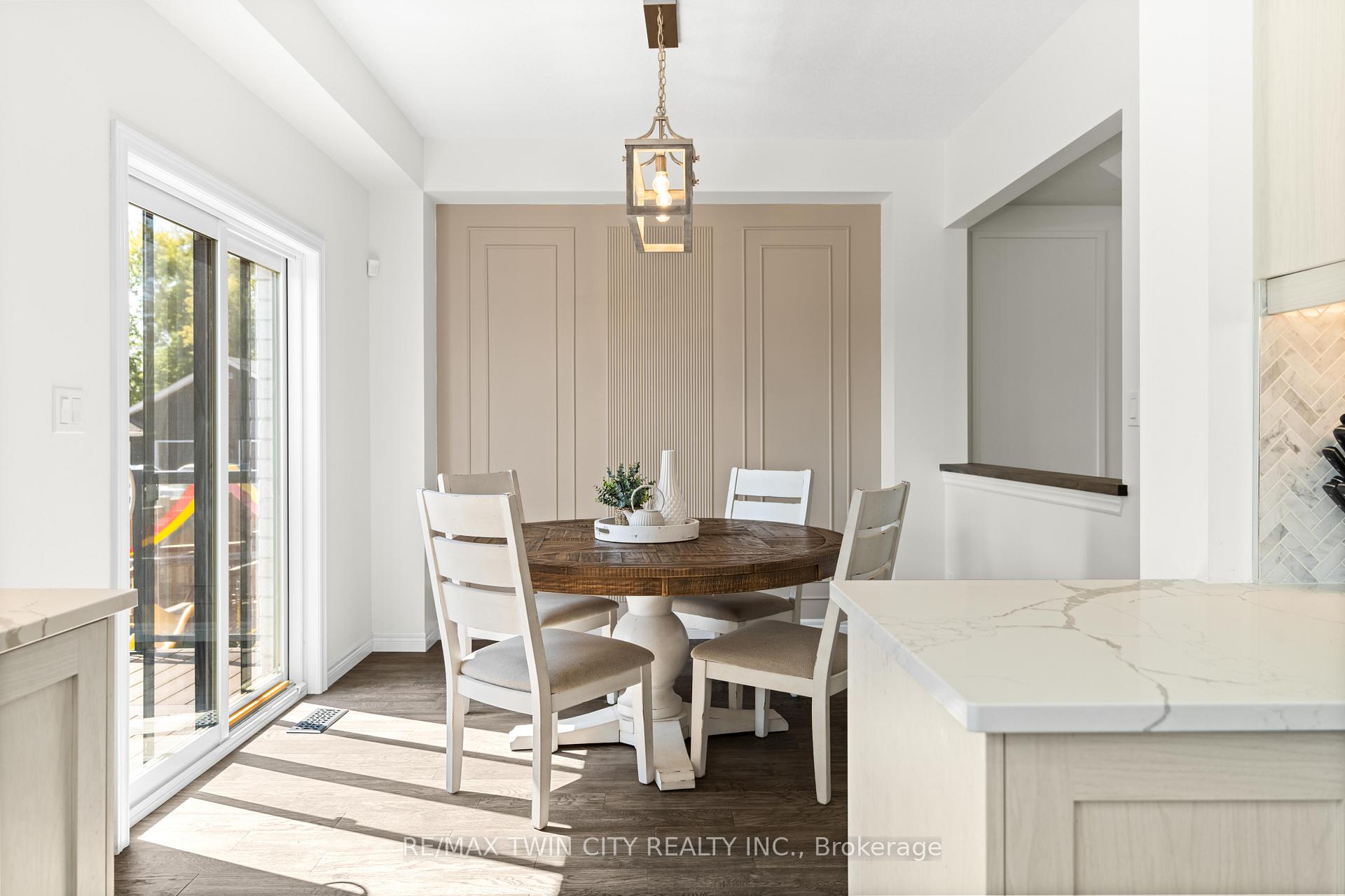 Photo 23 of 297 Blair Creek Drive, Kitchener — HOMEH