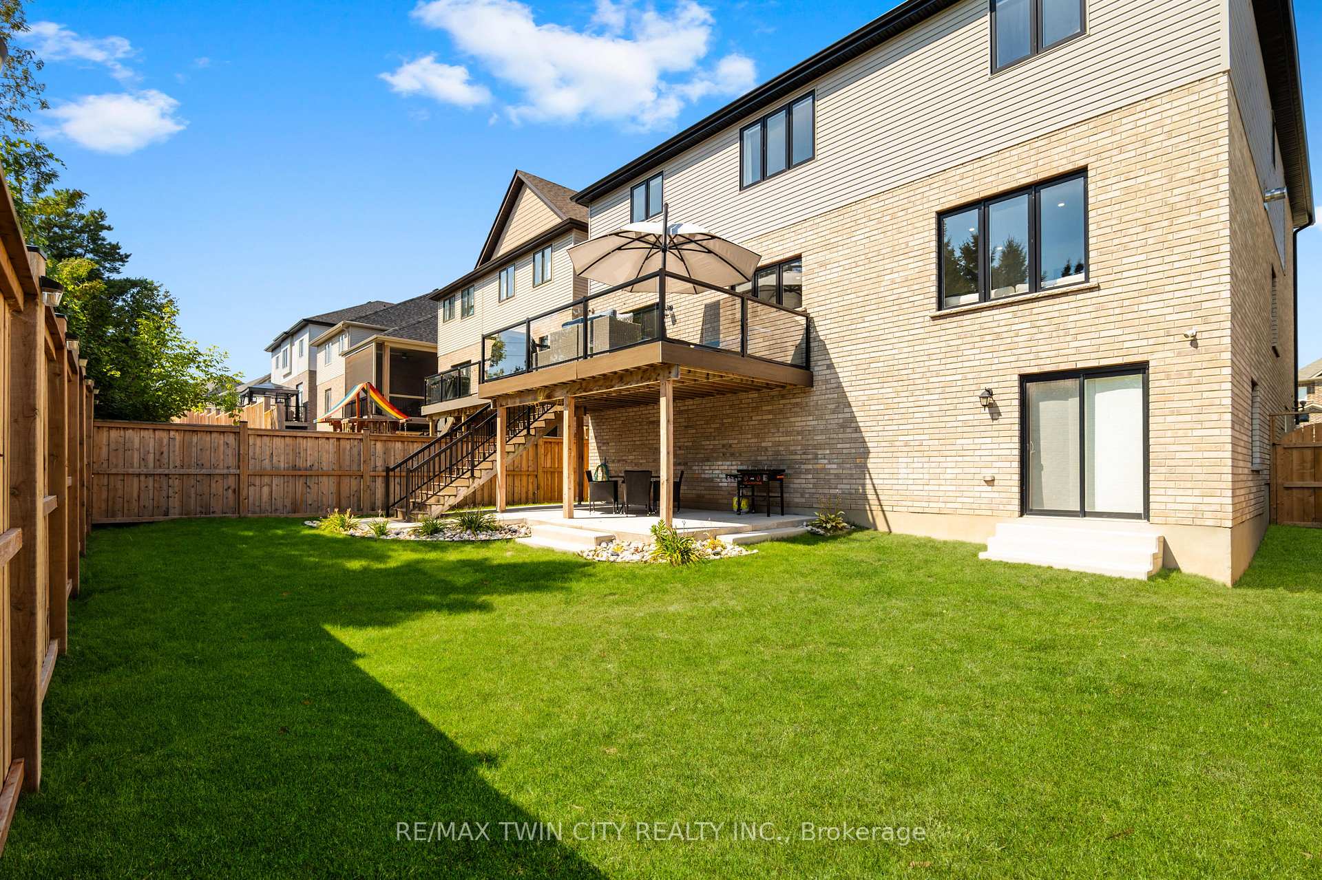 Photo 43 of 297 Blair Creek Drive, Kitchener — HOMEH