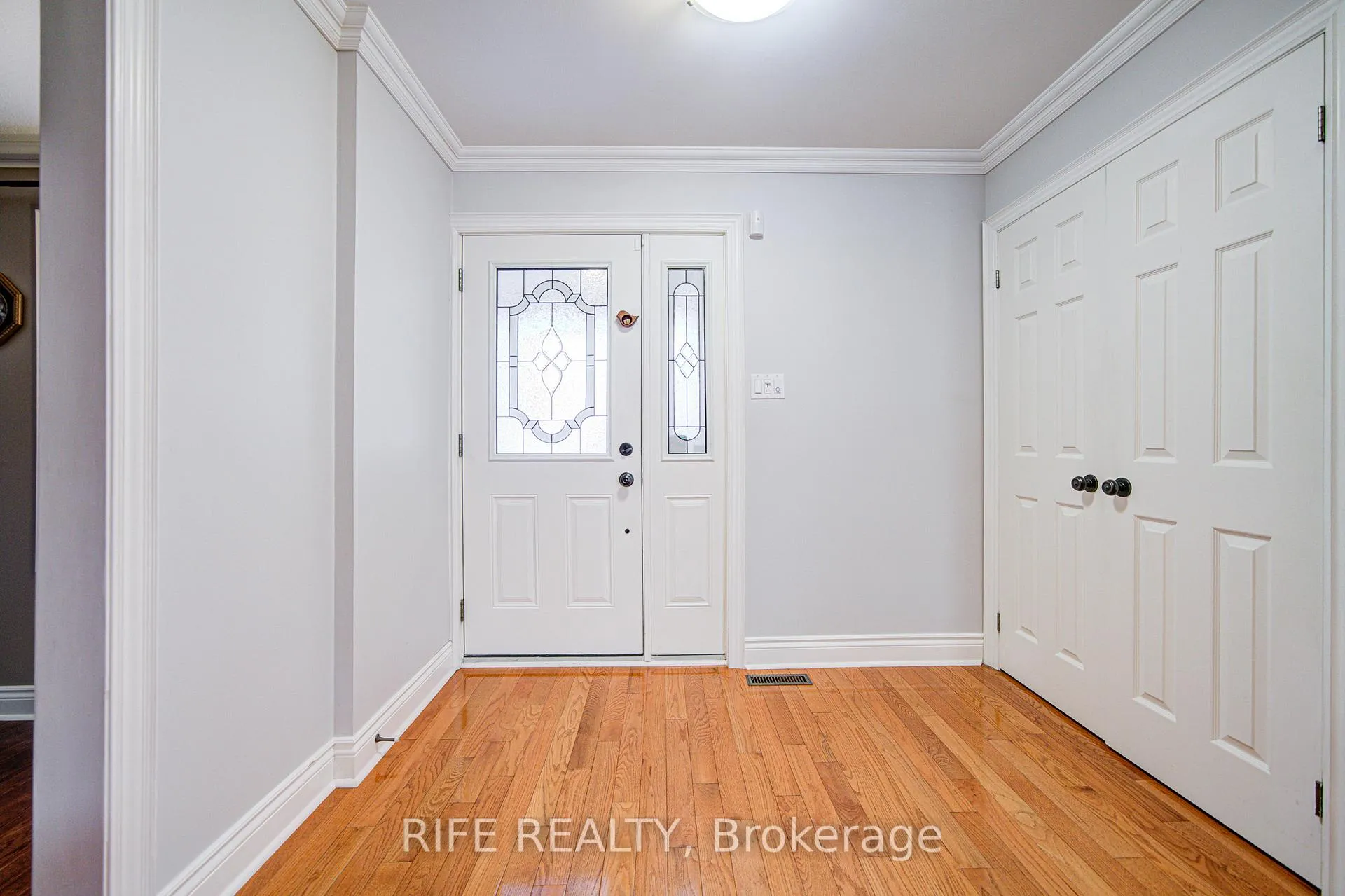 Photo 4 of 38 Longwater Chase, Markham, Unionville — HOMEH