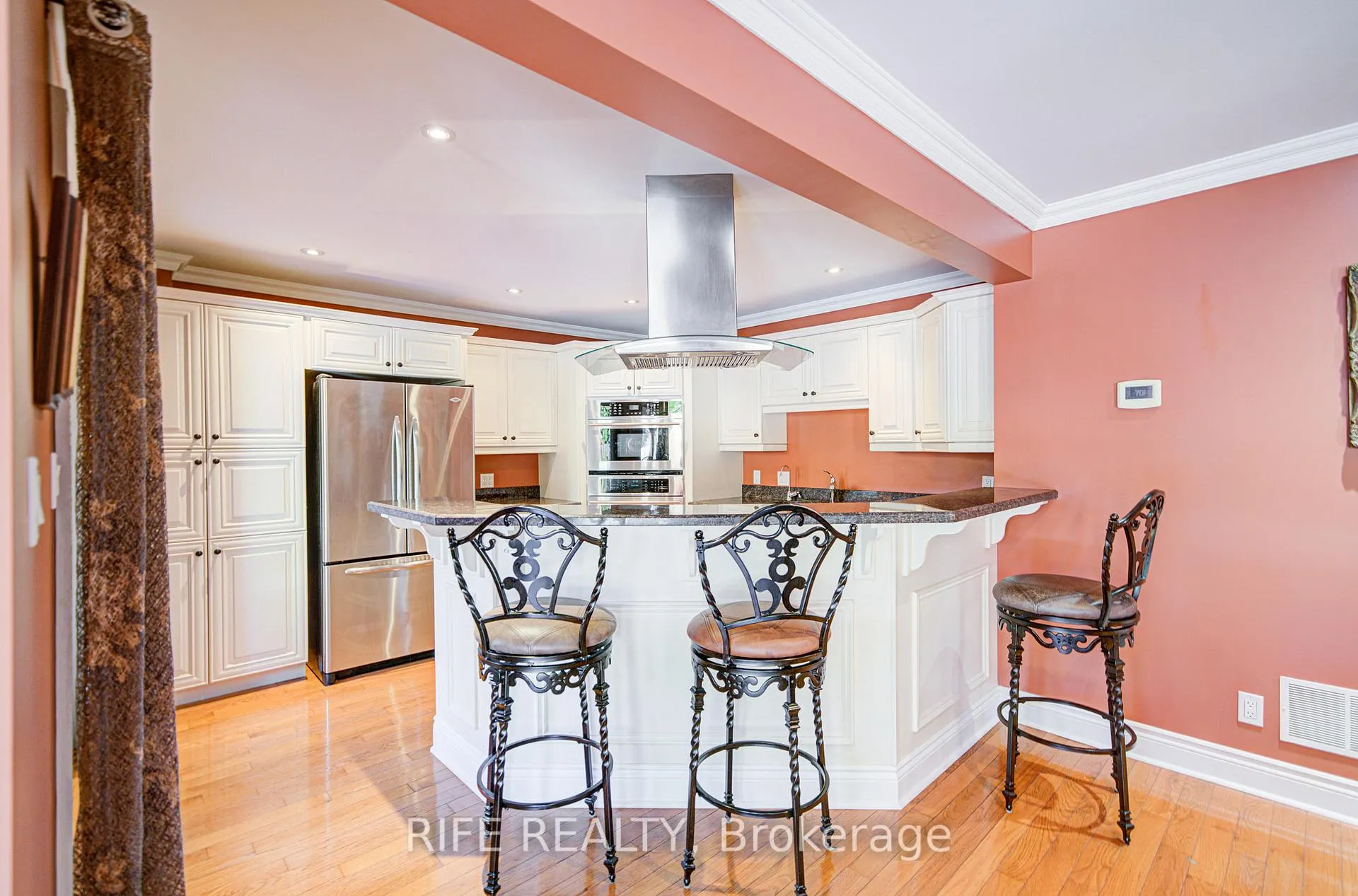 Photo 16 of 38 Longwater Chase, Markham, Unionville — HOMEH