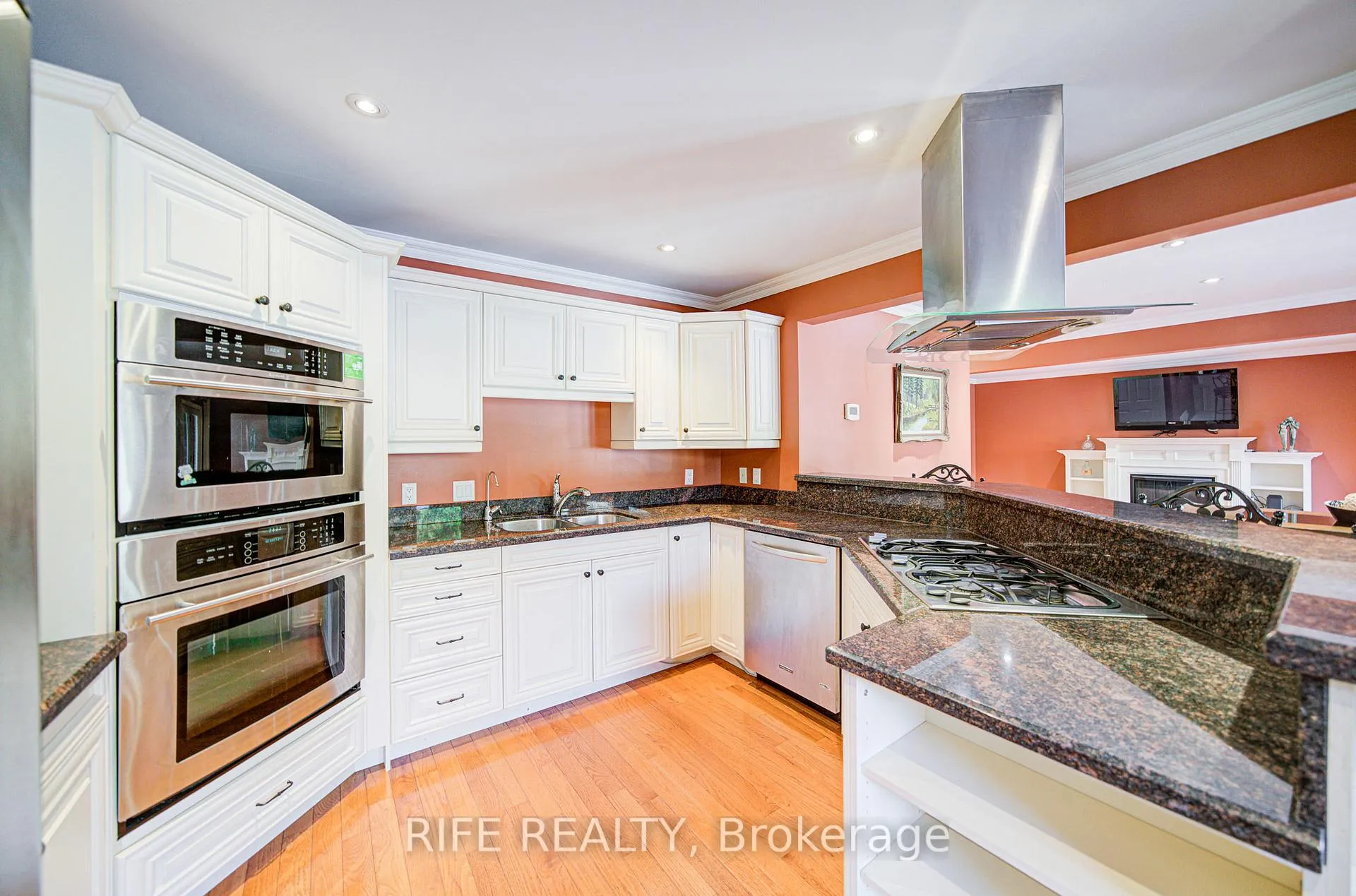 Photo 18 of 38 Longwater Chase, Markham, Unionville — HOMEH