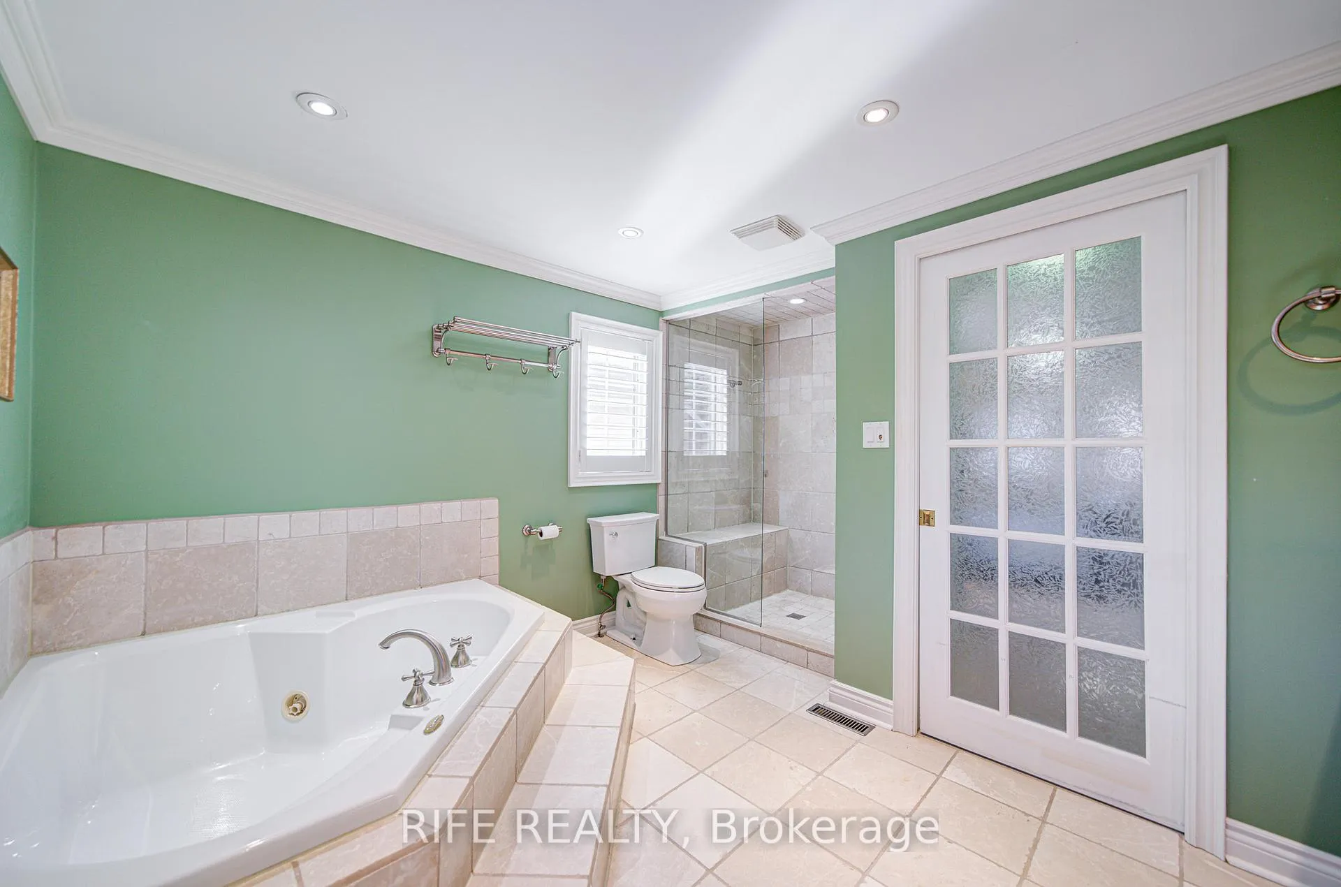 Photo 28 of 38 Longwater Chase, Markham, Unionville — HOMEH