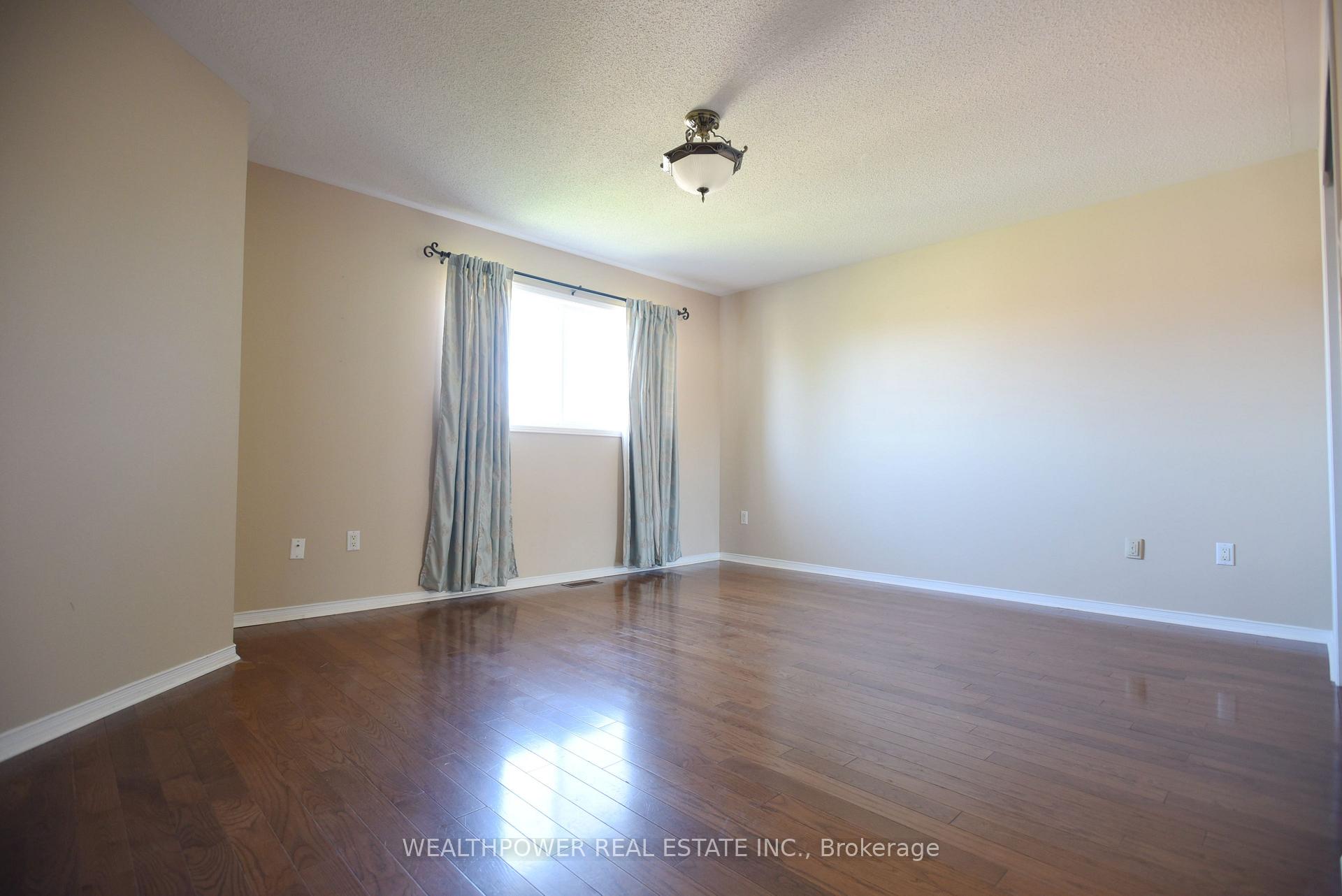 Photo 6 of 123 Morwick Drive, Hamilton, Ancaster — HOMEH