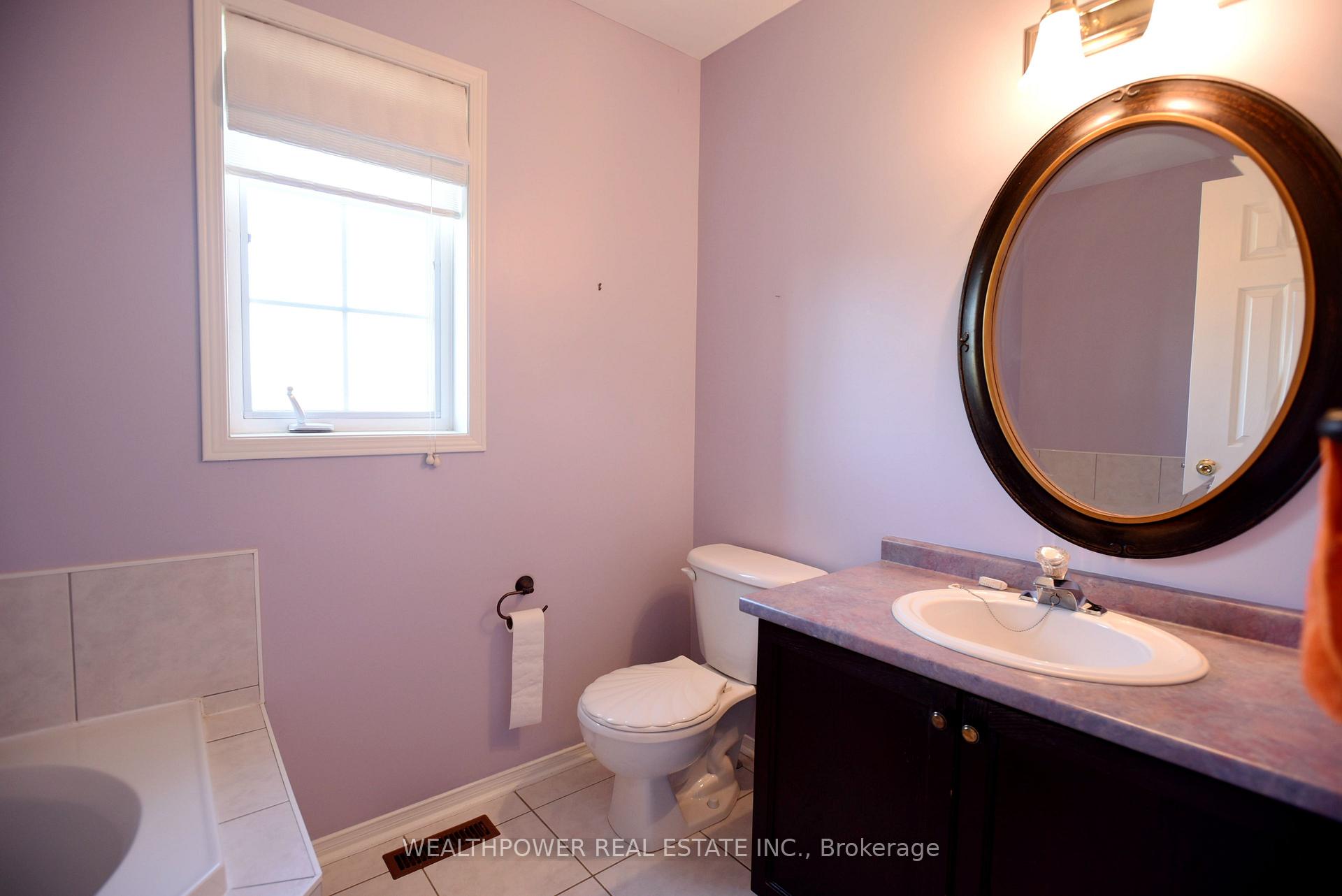 Photo 9 of 123 Morwick Drive, Hamilton, Ancaster — HOMEH