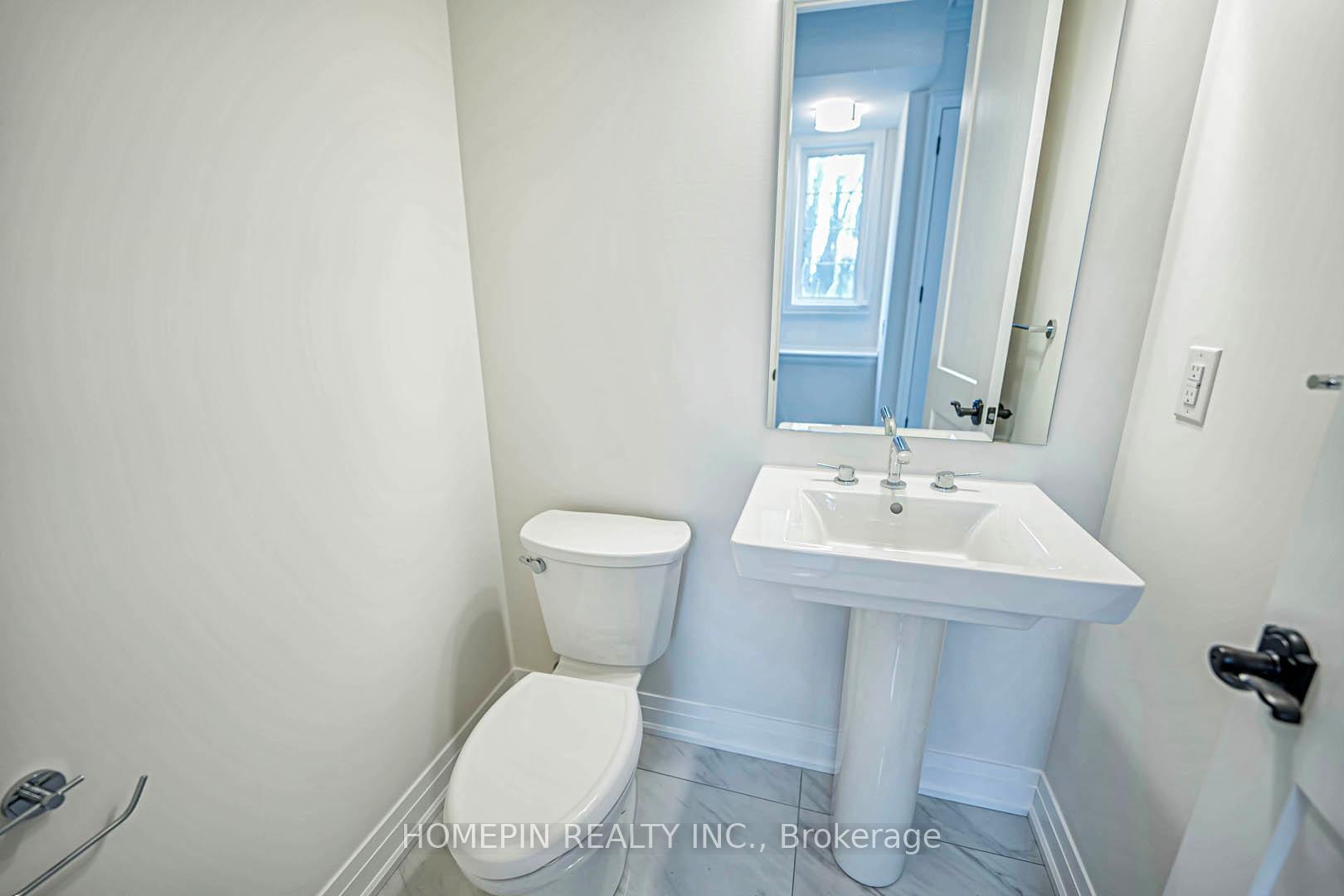 Photo 13 of 8 Gardeners Lane, Markham, Angus Glen — HOMEH