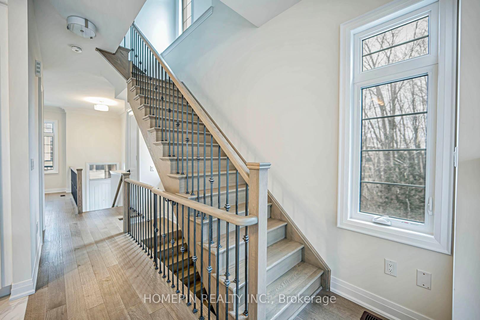 Photo 14 of 8 Gardeners Lane, Markham, Angus Glen — HOMEH
